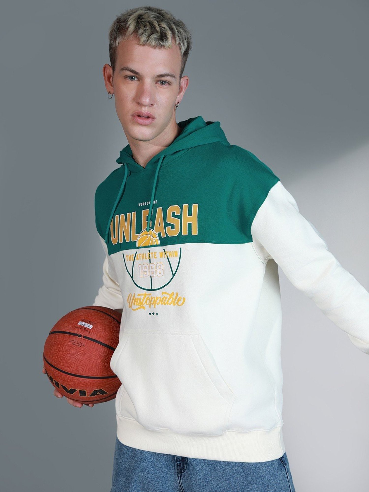 Forca Black Regular Fit Printed Sweatshirt