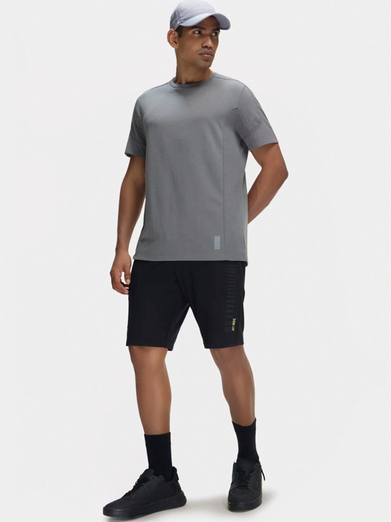 Jockey MV01 Grey Super Combed Cotton Half Sleeves T-Shirt with Stay Fresh Treatment