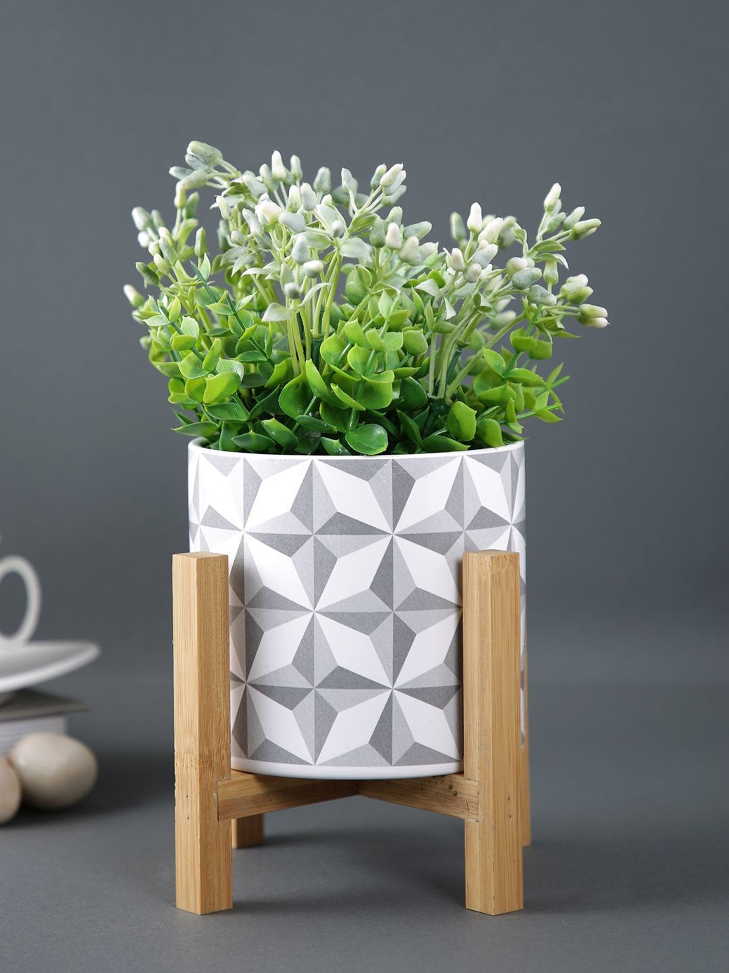 Tayhaa Grey & White Ceramic Planter