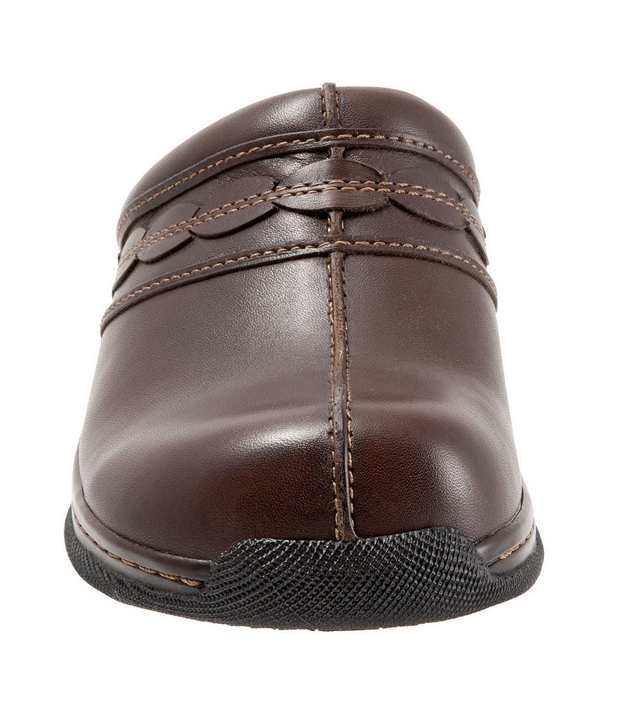 SoftWalk Abby Leather Clogs
