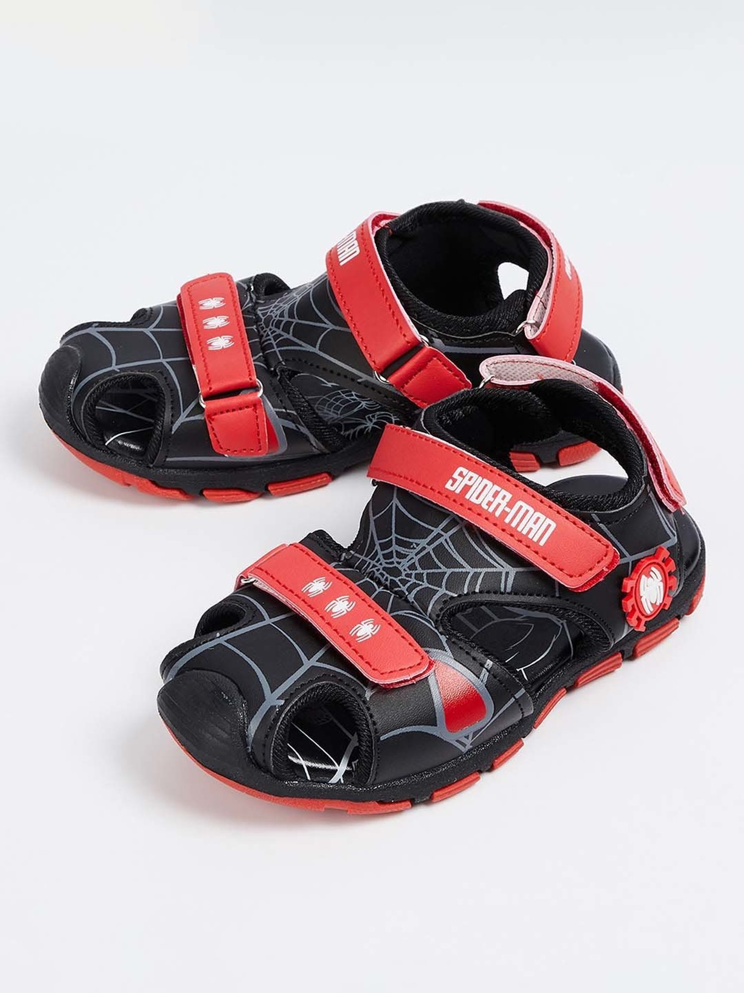 Fame Forever by Lifestyle Kids Beige & White Velcro Shoes