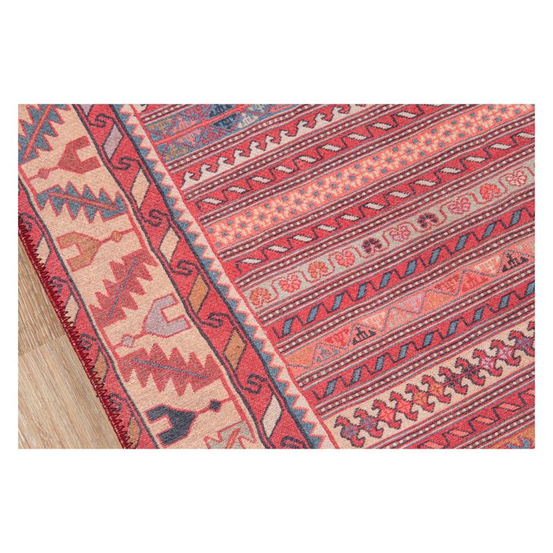 5'X7'6" Geometric Design Loomed Area Rug - Momeni