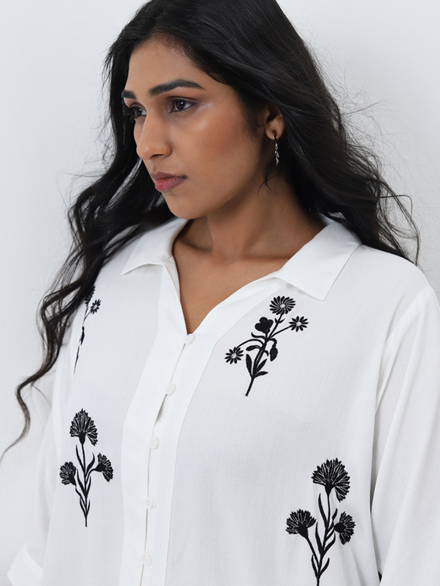 Gia by Westside White Floral Printed High-Low Blouse