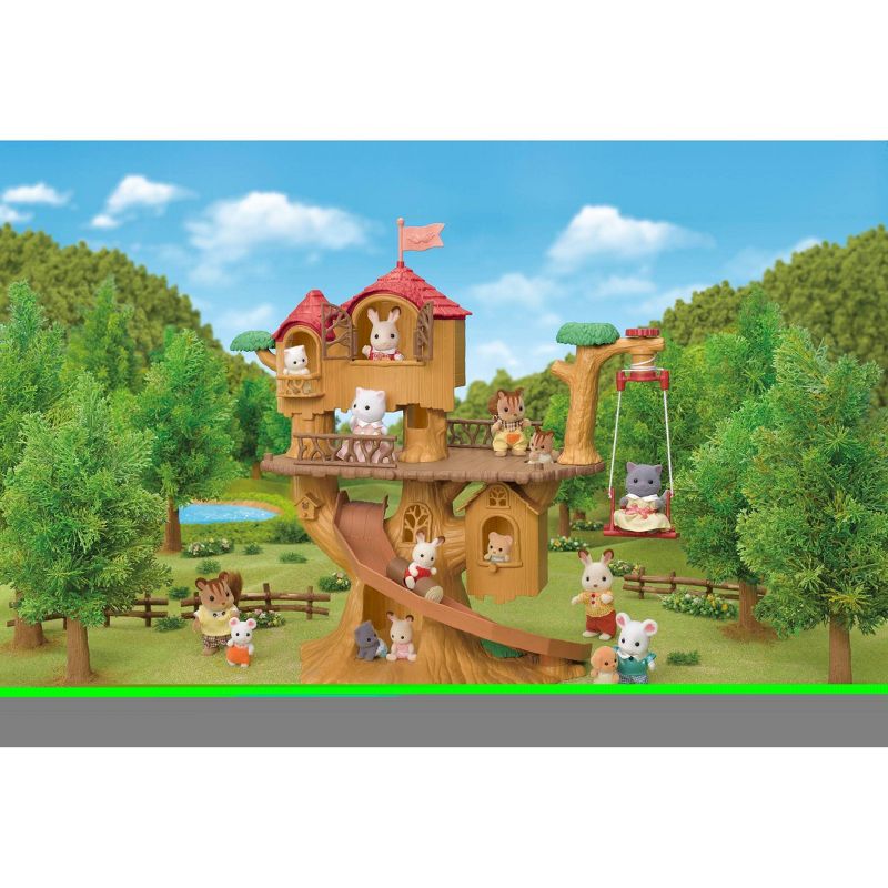 Calico Critters Adventure Tree House Gift Set