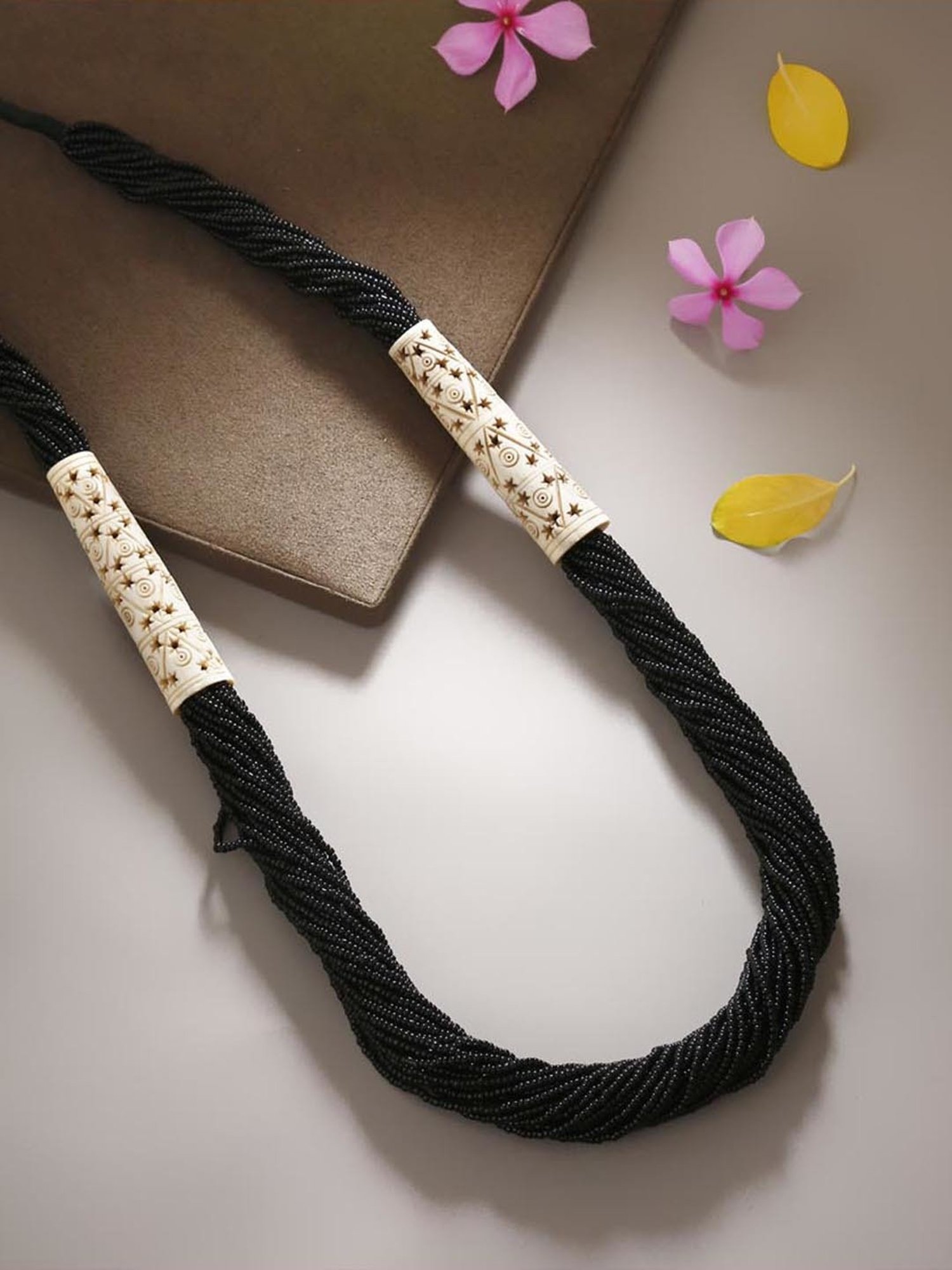 Imli Street Black & Off-White Necklace