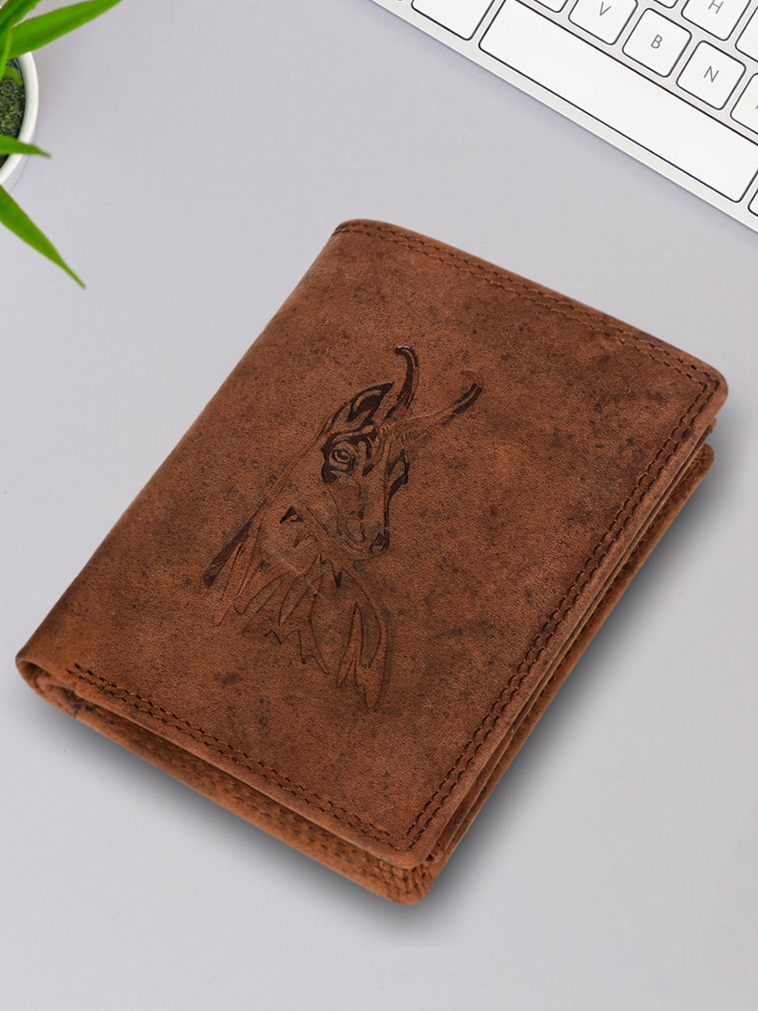 SASSORA Brown ARLO Textured Small Leather Bi-Fold Wallet