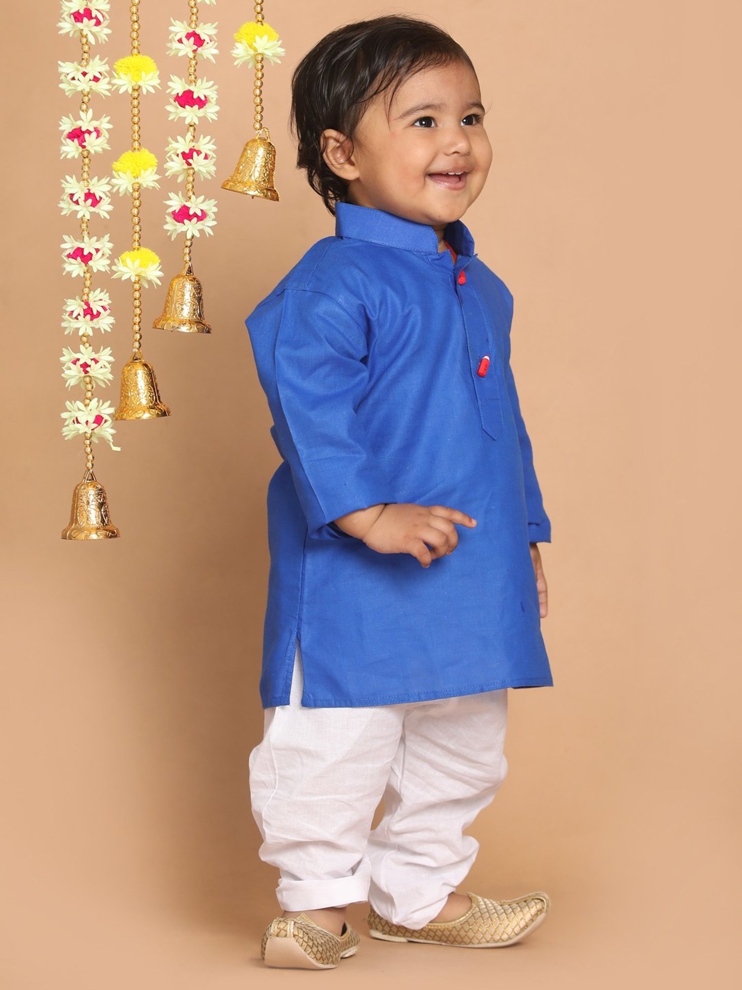 VASTRAMAY SISHU Blue & White Cotton Straight Fit Kurta Set