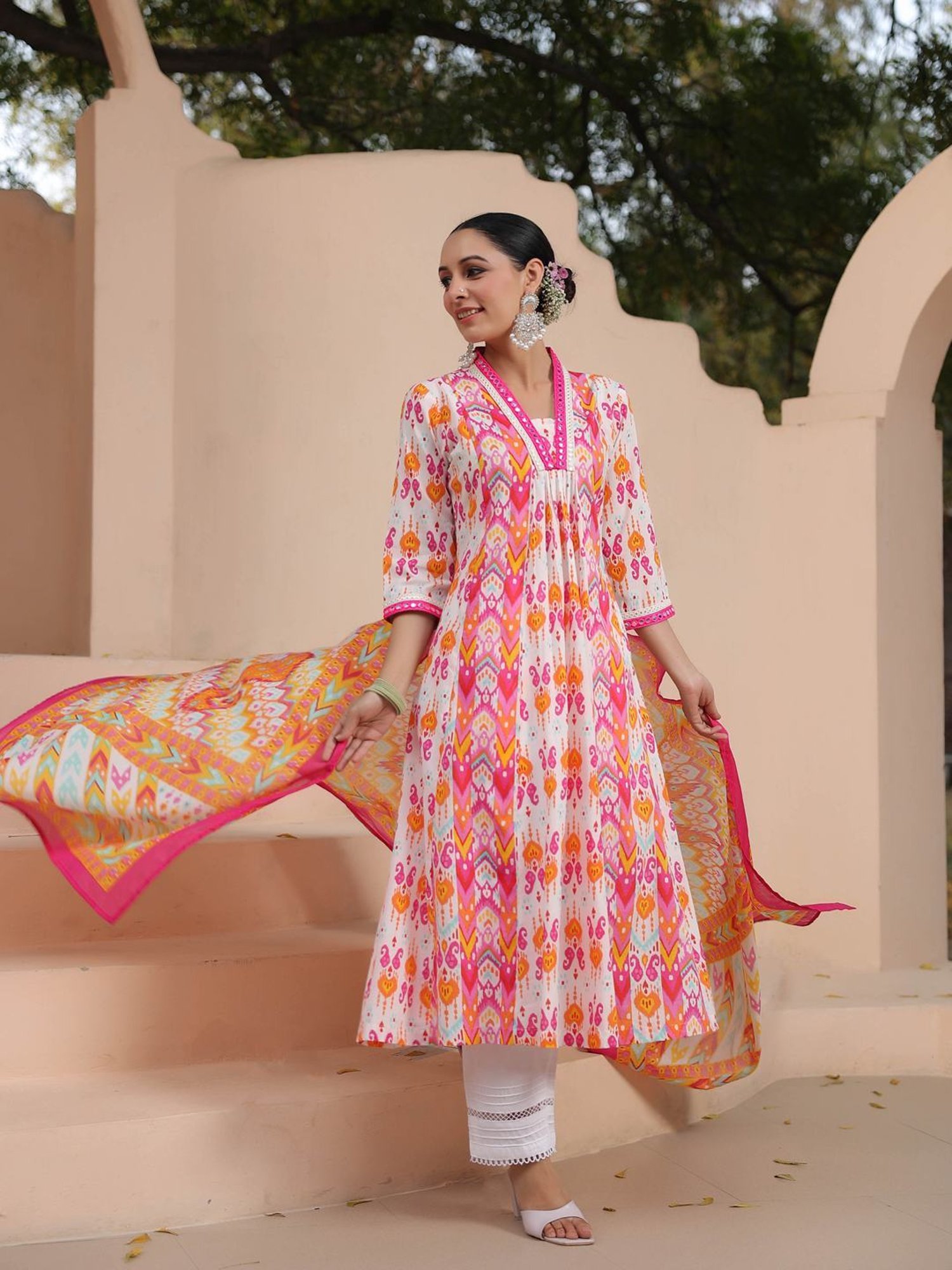 Rain and Rainbow Pink & White Cotton Printed Kurta & Pant Set With Dupatta