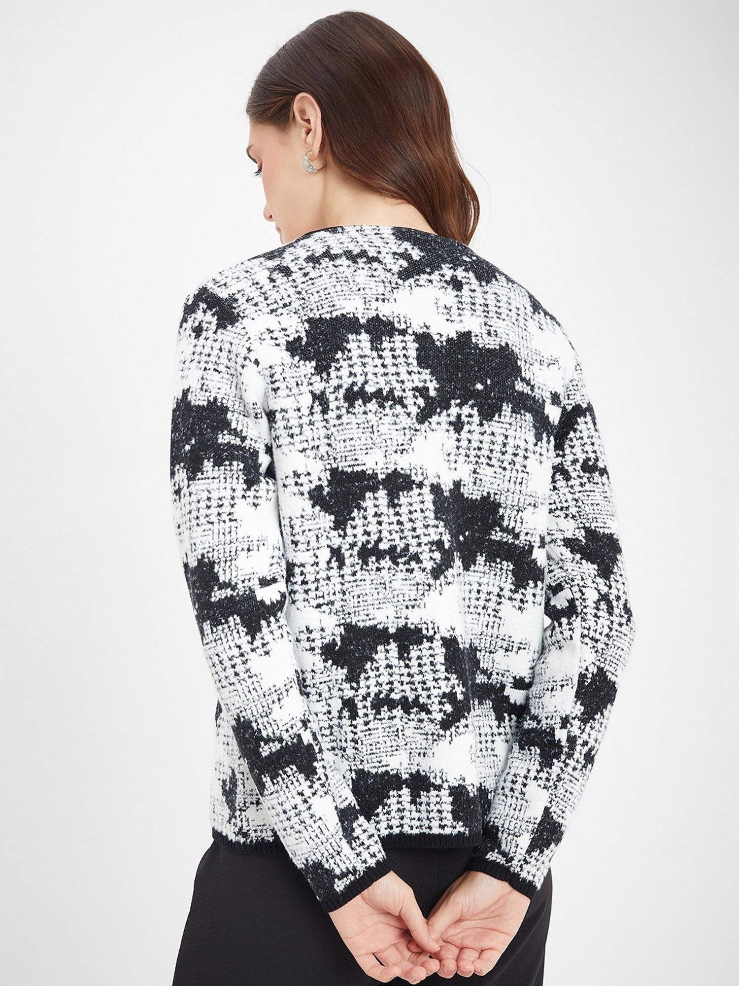 MADAME Black & White Printed Cardigan