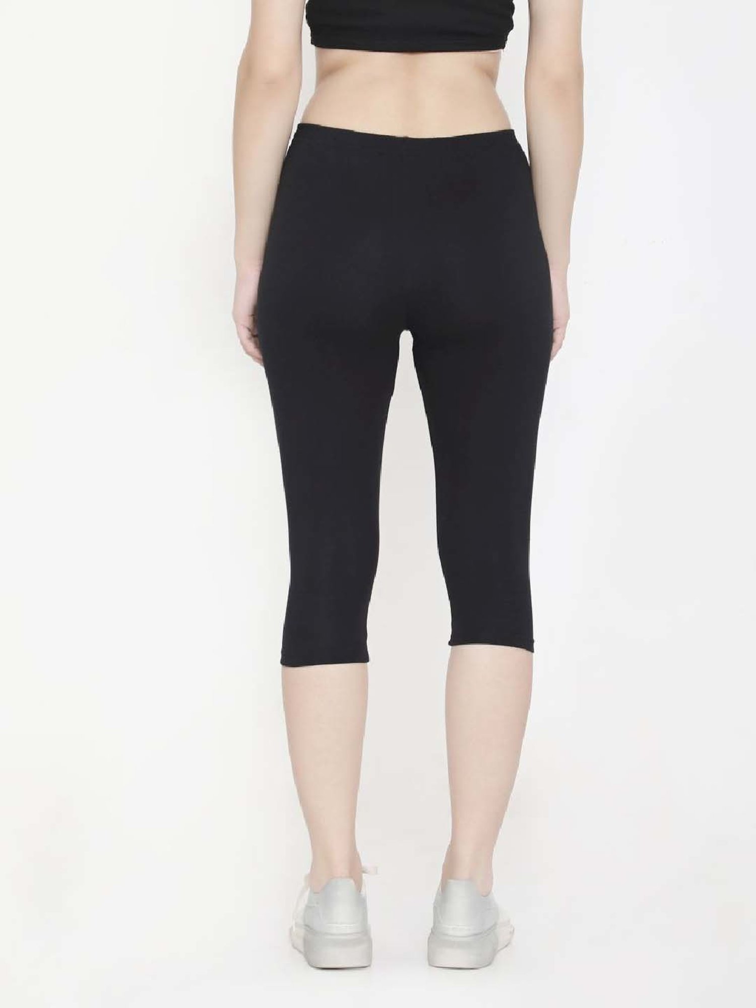 FEELINGS Black Cotton Plain Capris
