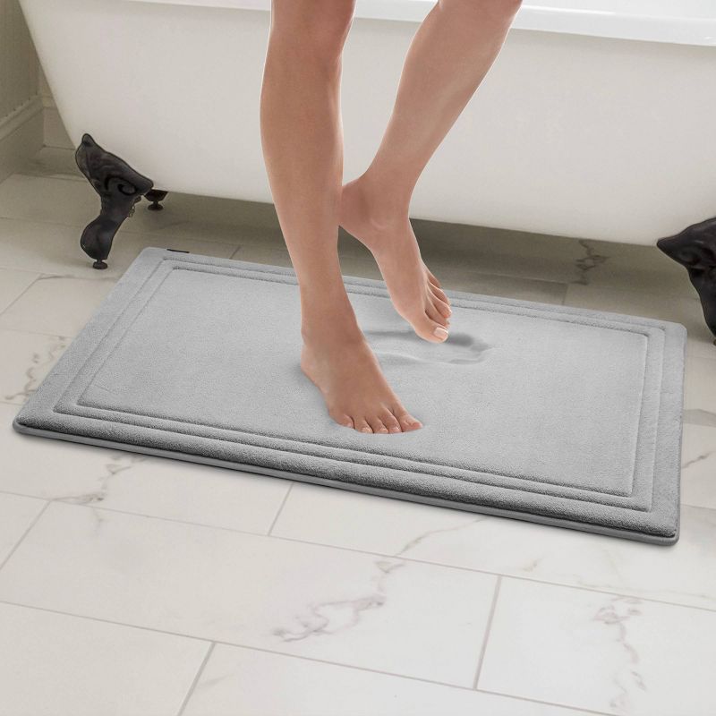 2pc Quick Drying Memory Foam Framed Bath Mat with GripTex Skid-Resistant Base Light Gray - Microdry