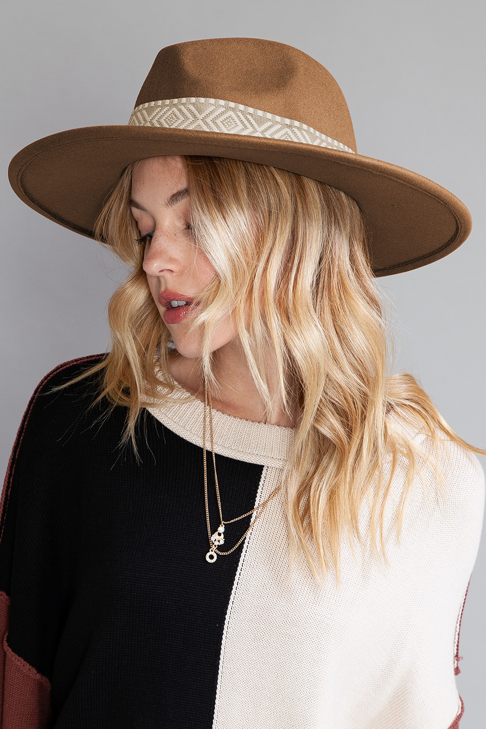 Camel Vintage Geometric Striped Warm Winter Socks