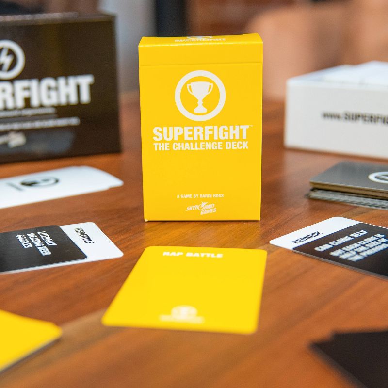 Superfight Game: Yellow (Challenge) Deck