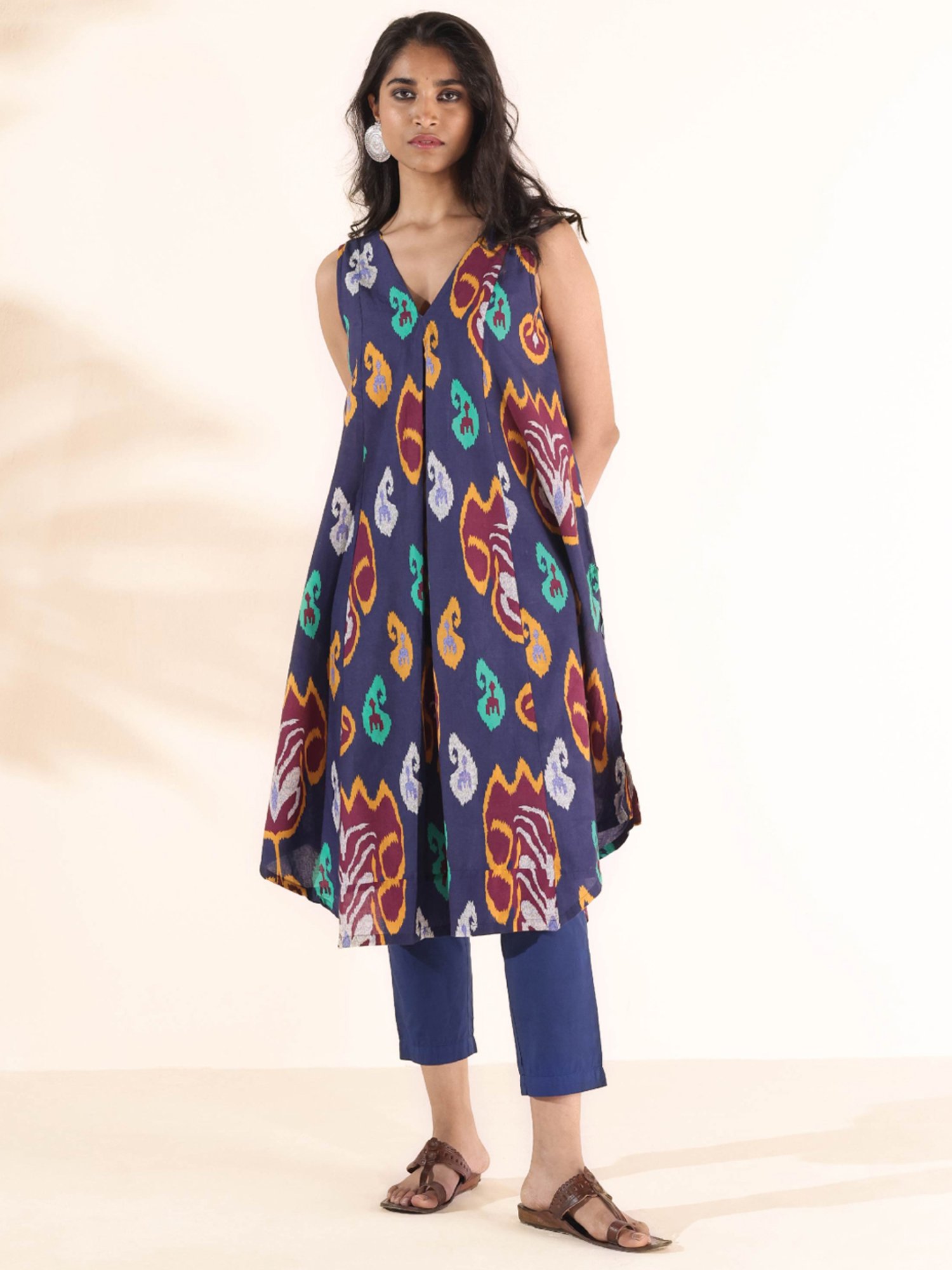 true Browns Blue Printed Kurta Pant Set