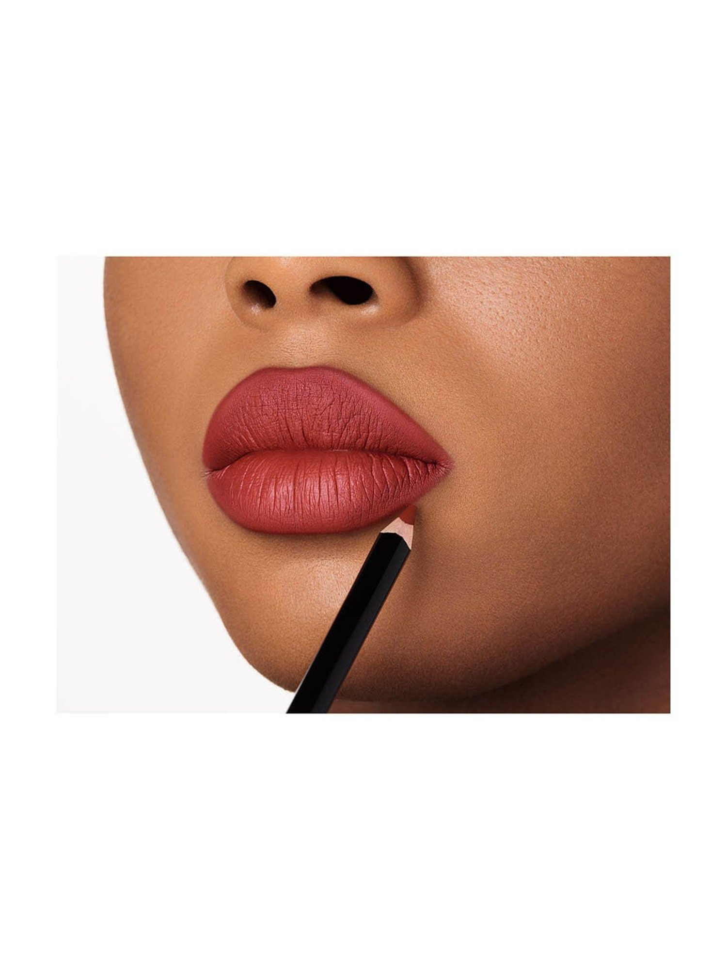 Lip Pencil - Cherry  --1.45g/0.05oz