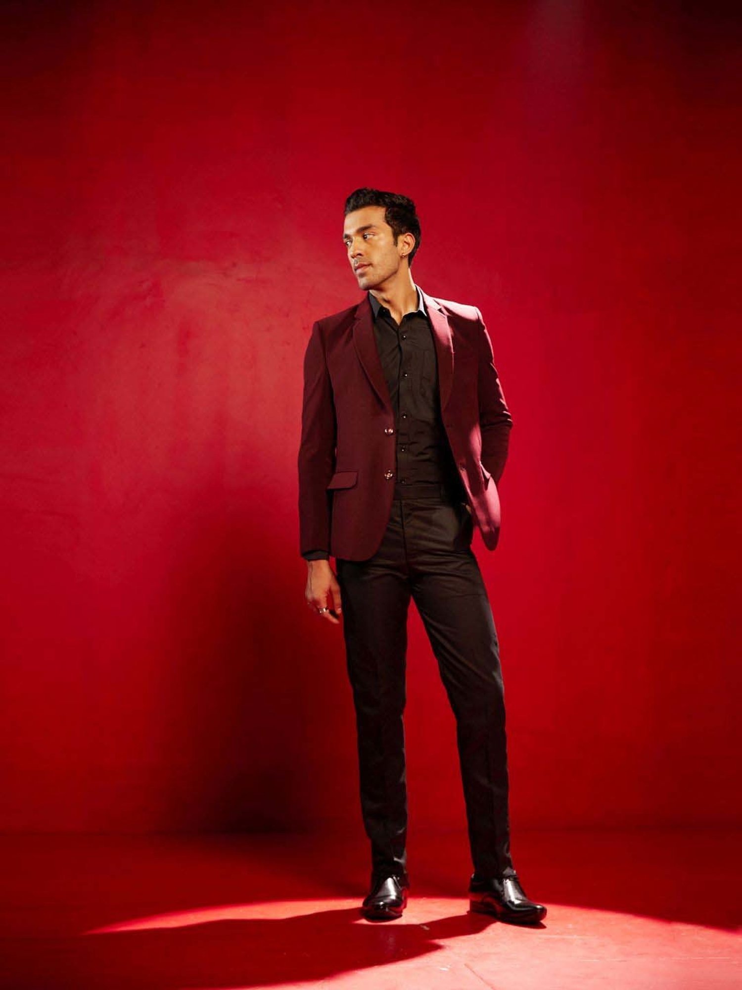 Vastramay Maroon Regular Fit Blazer