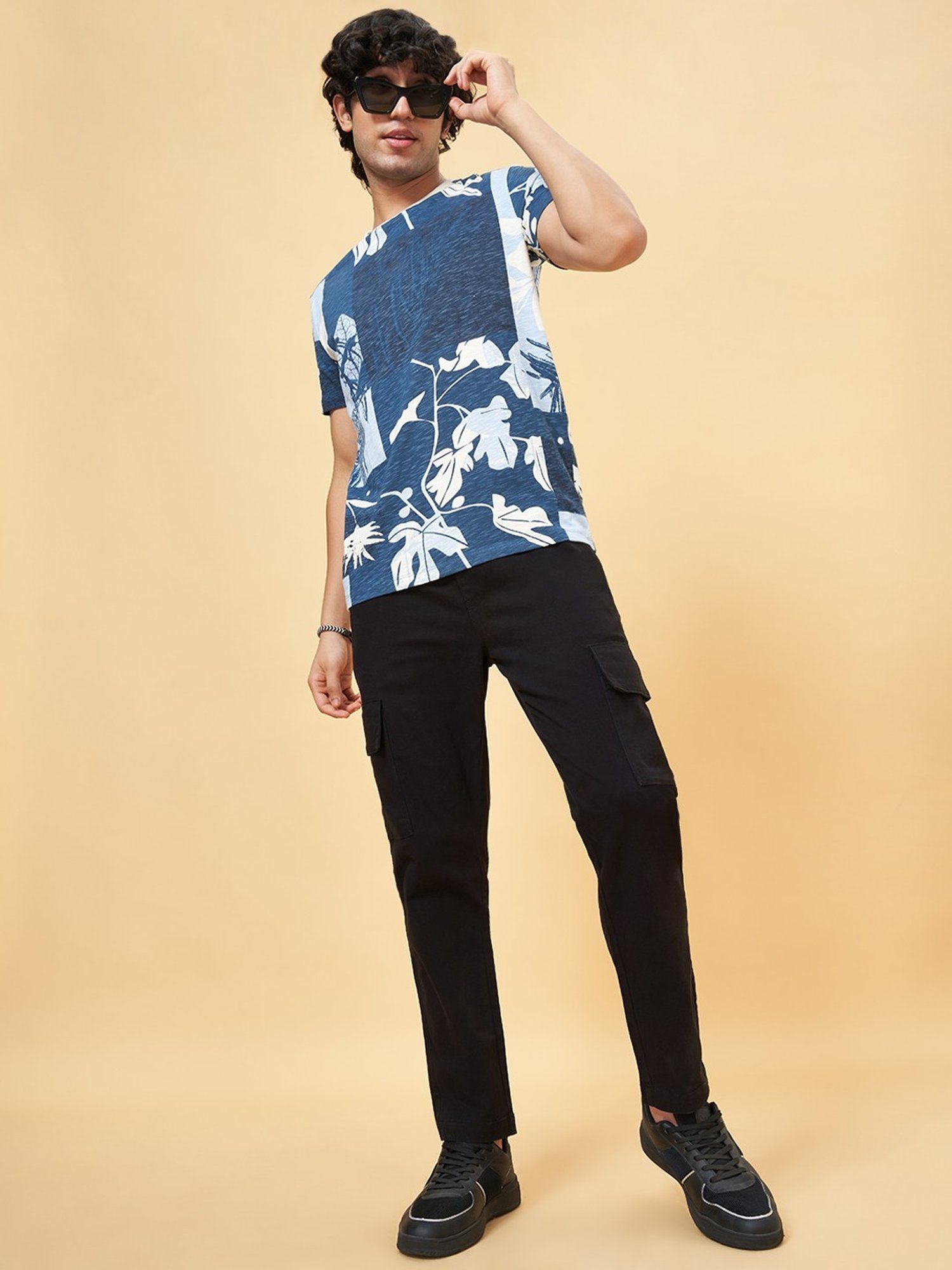 Urban Ranger By Pantaloons Jet Black Cotton Slim Fit Cargos