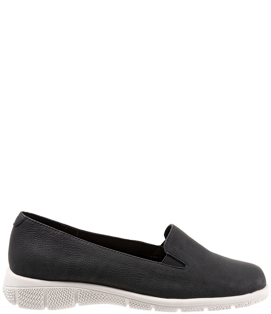 Trotters Universal Leather Slip-Ons