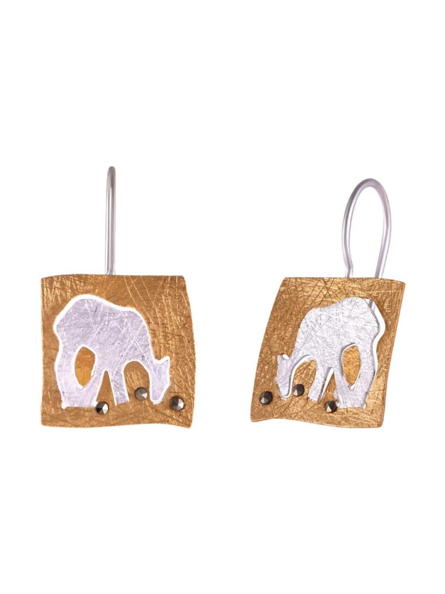 Rihi by P.C. Chandra Jewellers 925 Silver Abstract Animal Pendant with Earring Set for Women & Girls