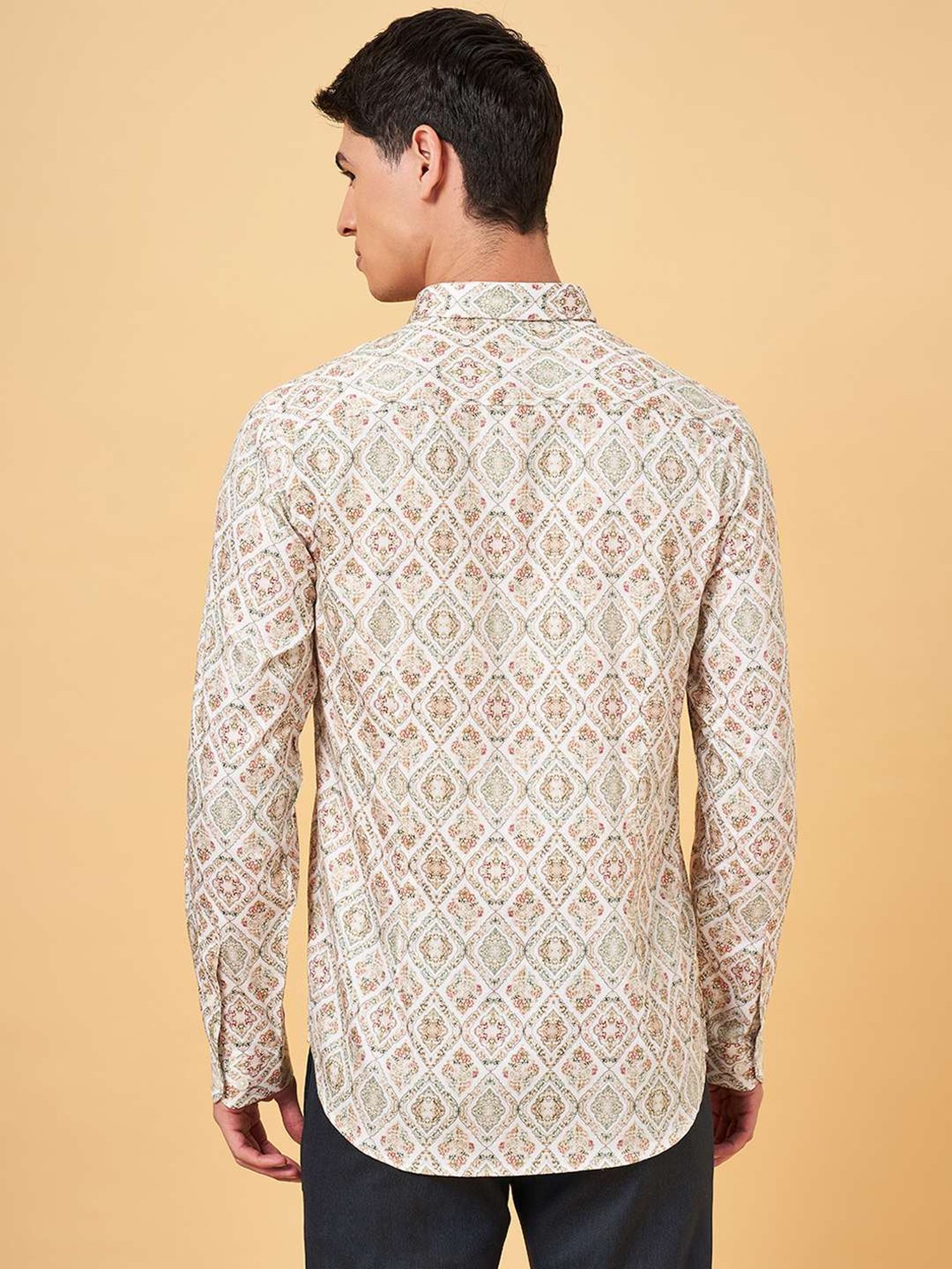 Peregrine By Pantaloons Cloud Cream Slim Fit Printed Shirt
