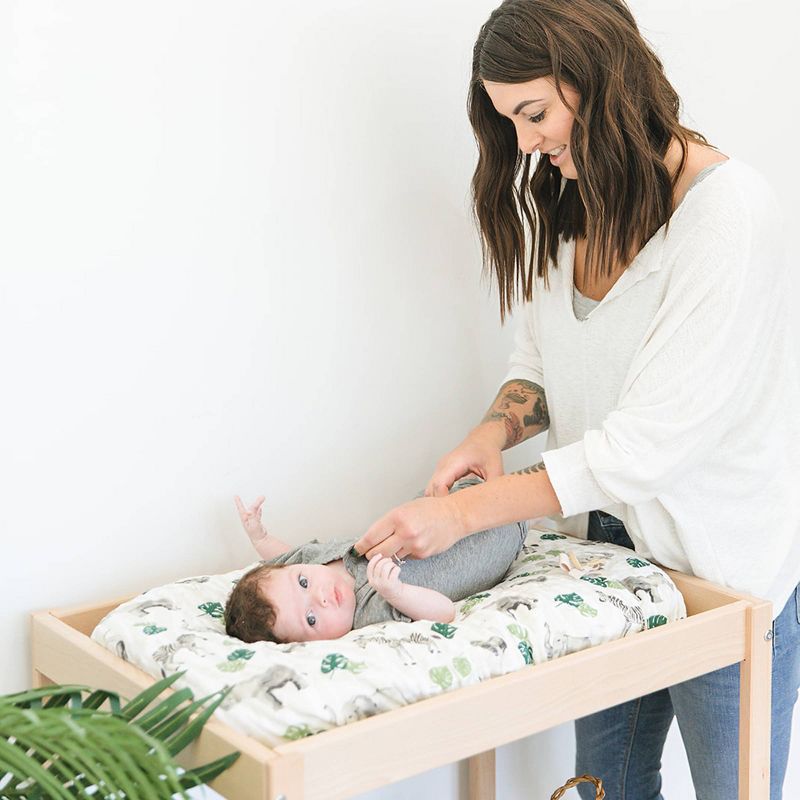 Bebe au Lait Muslin Changing Pad Cover Jungle