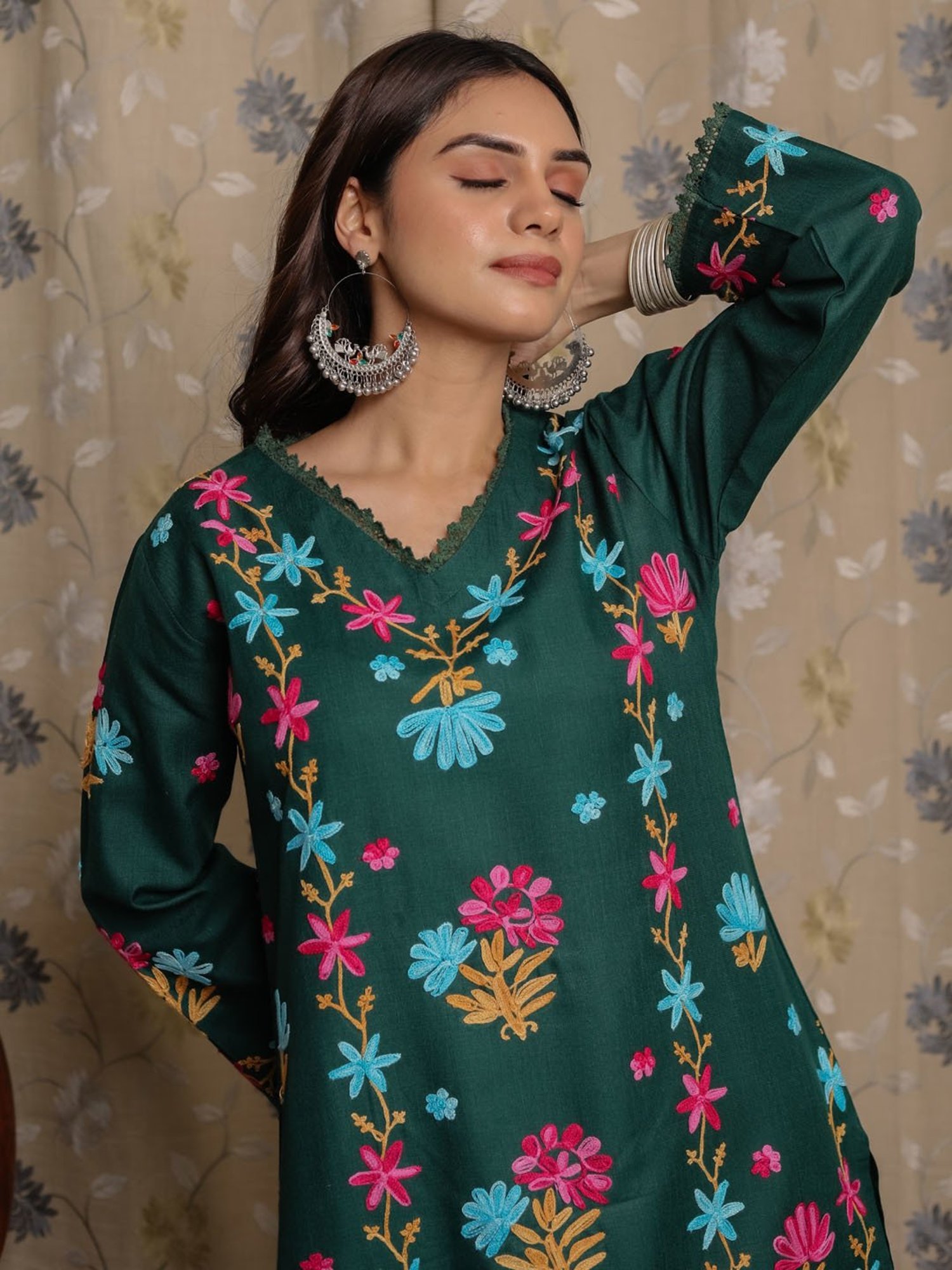 House of Kari Falak Kashmiri Long Kurta  Green