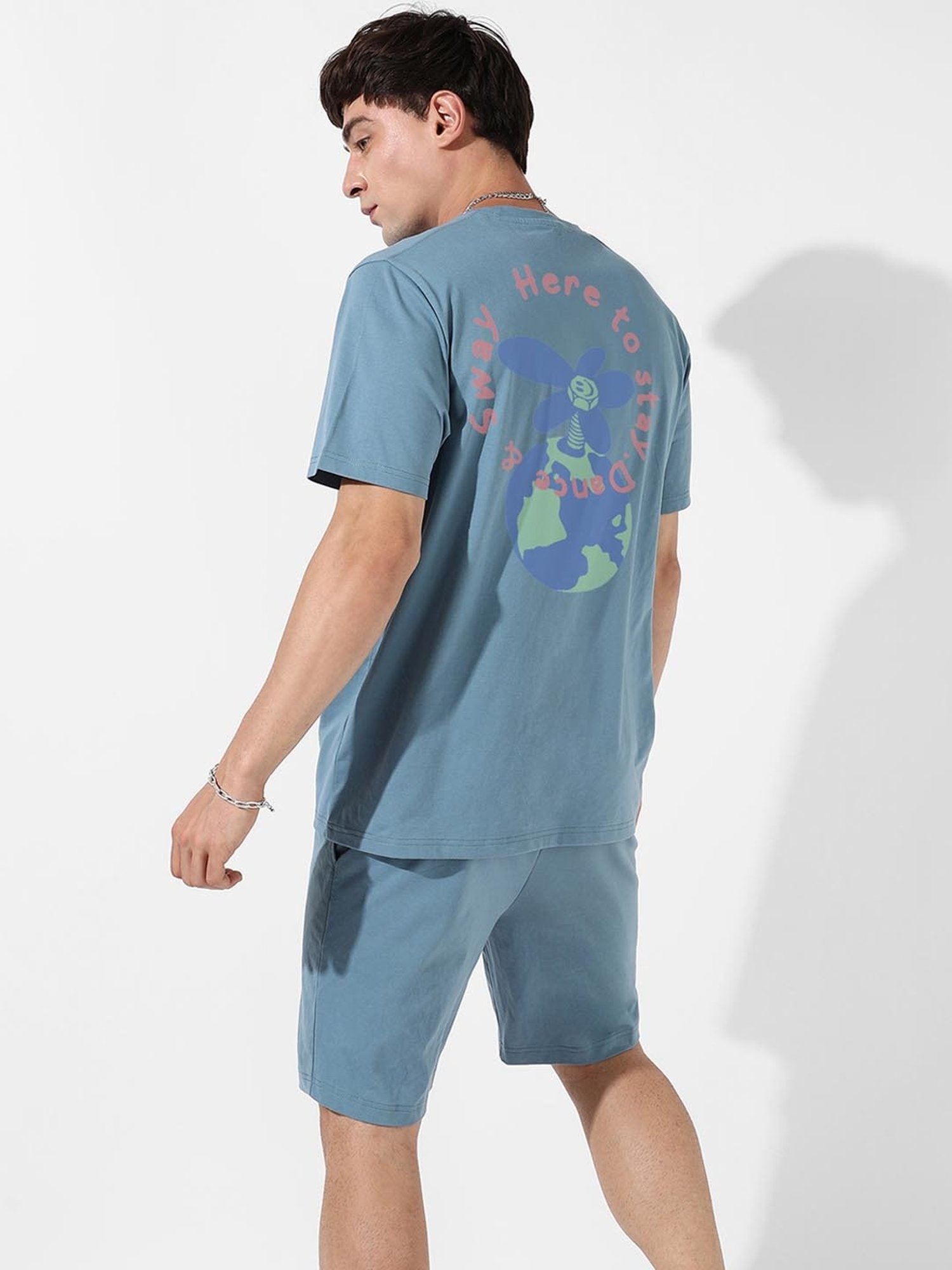 Campus Sutra Blue Regular Fit Oversized Earth Dance Printed Co-Ord Set