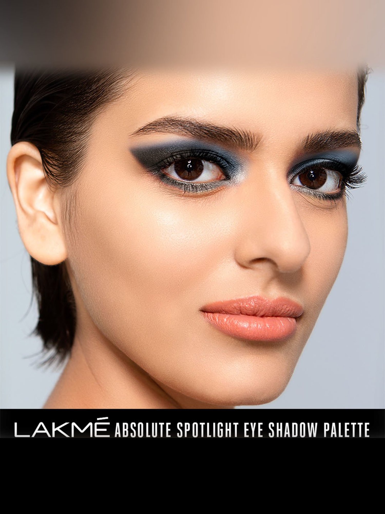 Lakme Absolute Spotlight Eye Shadow Palette Stilettos - 12 gm
