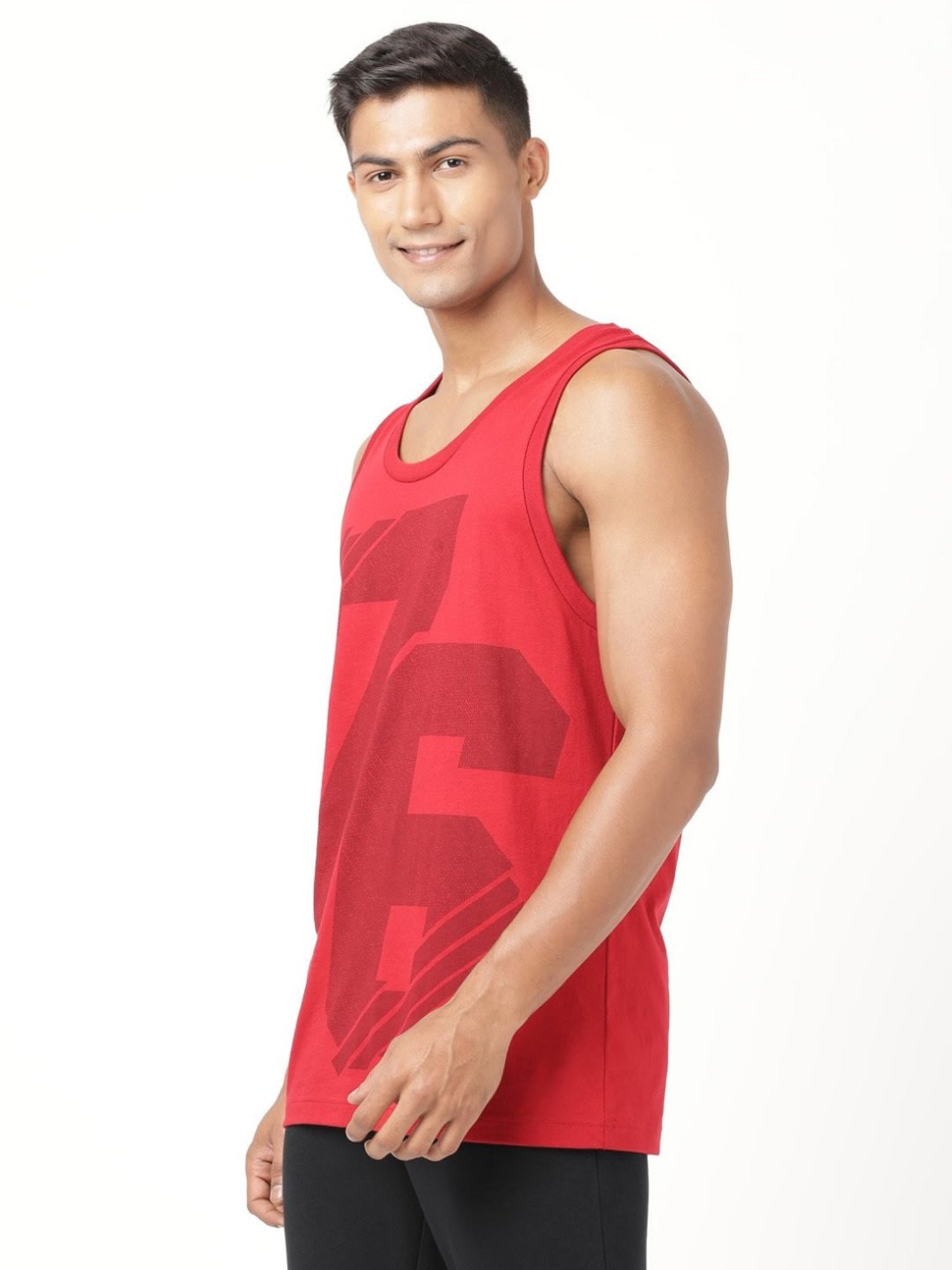 Jockey 9928 Super Combed Cotton Rich T-Shirt with Stay Fresh Treatment (Pattern & Color May Vary)