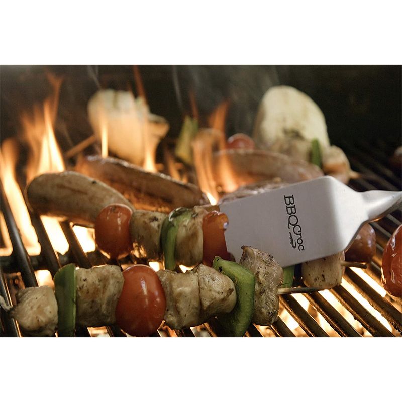 Zulay Kitchen 18" Grill Brush 100% Rust Proof Stainless Steel Bristles and a Sharp Metal Scraper with Long and Sturdy Handle