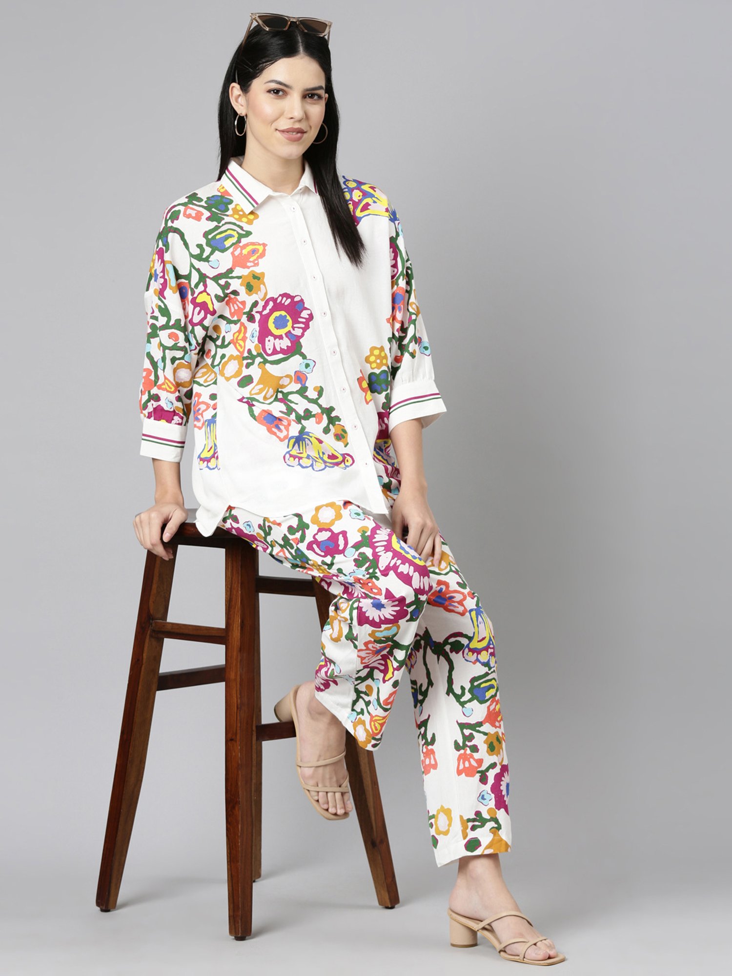 Zolo Label White Floral Print Shirt Pant Set