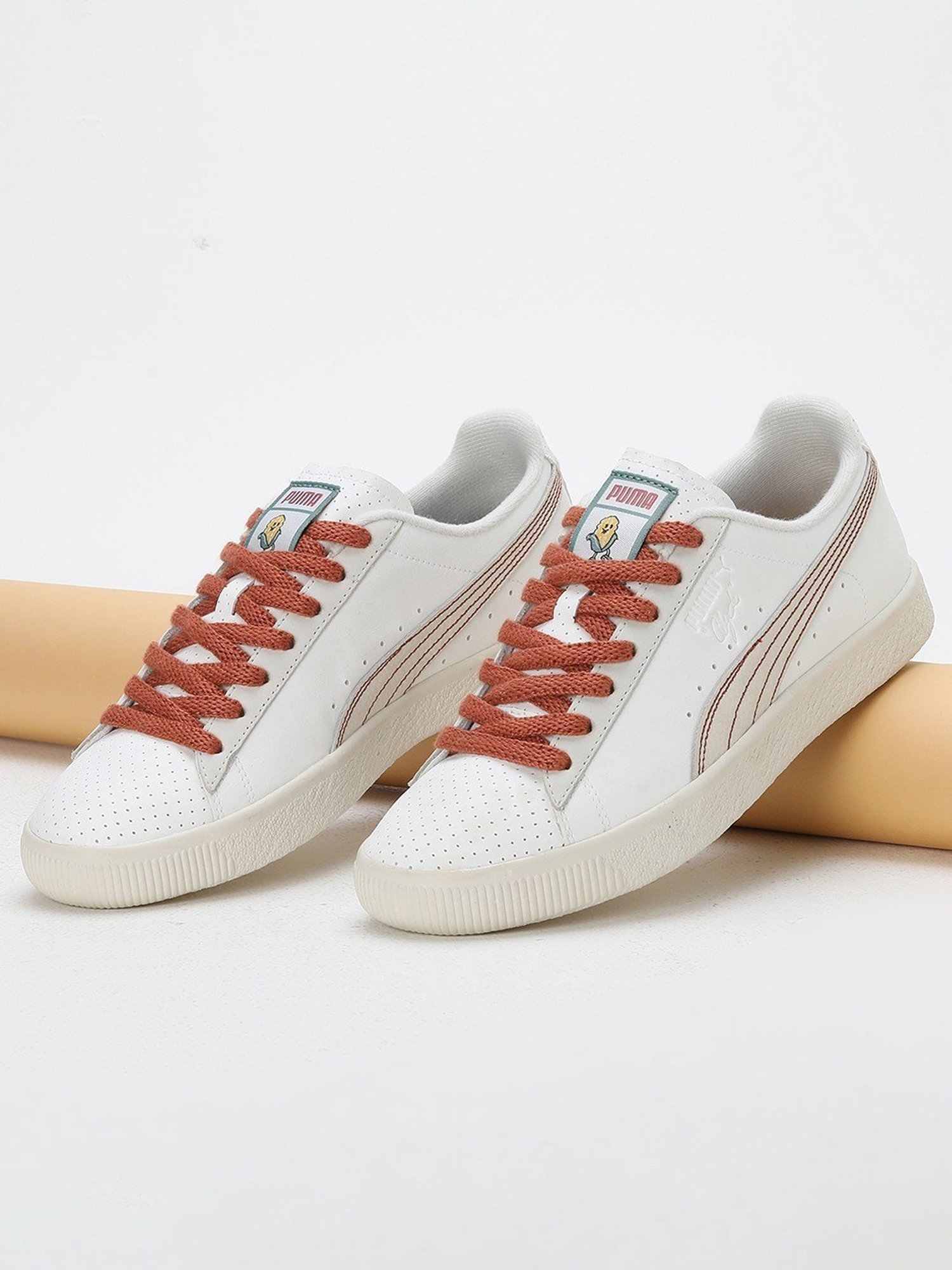 Puma Men's Clyde Huskie White Casual Sneakers