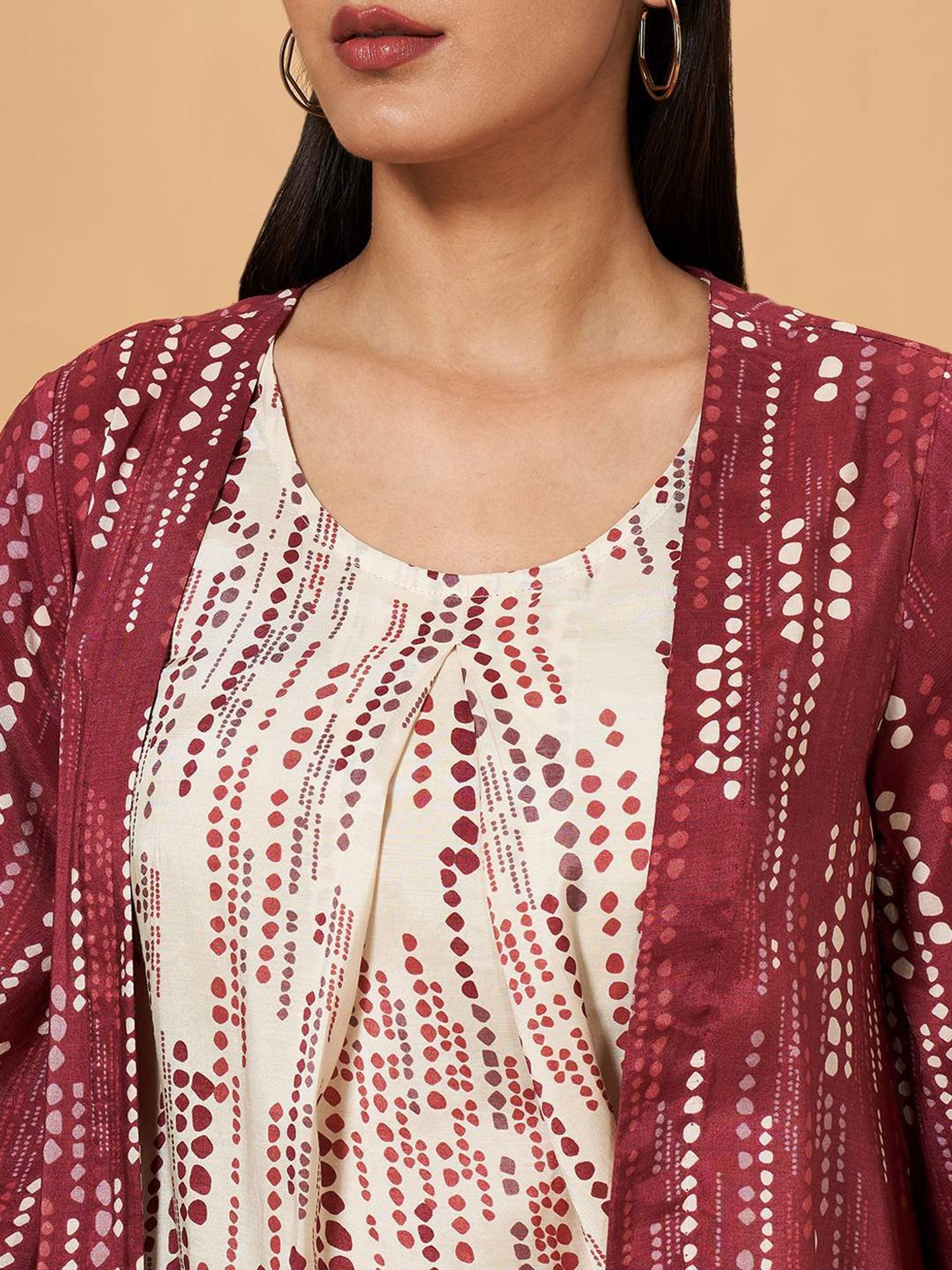 Marigold Lane Maroon Printed Shrug
