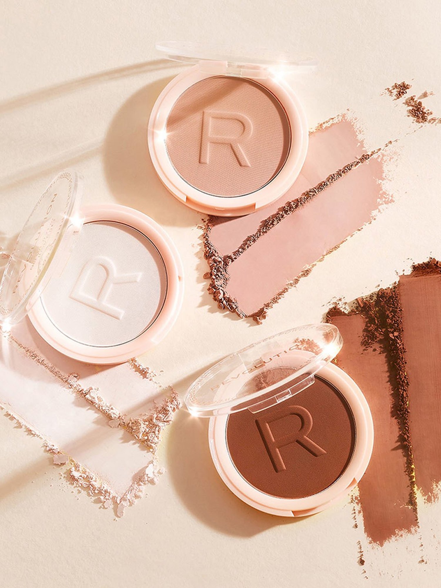 Makeup Revolution Reloaded Pressed Powder Beige - 6 gm