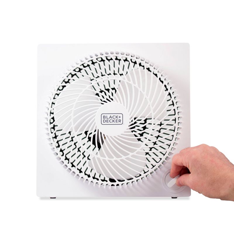 BLACK+DECKER 9" Frameless Box Fan