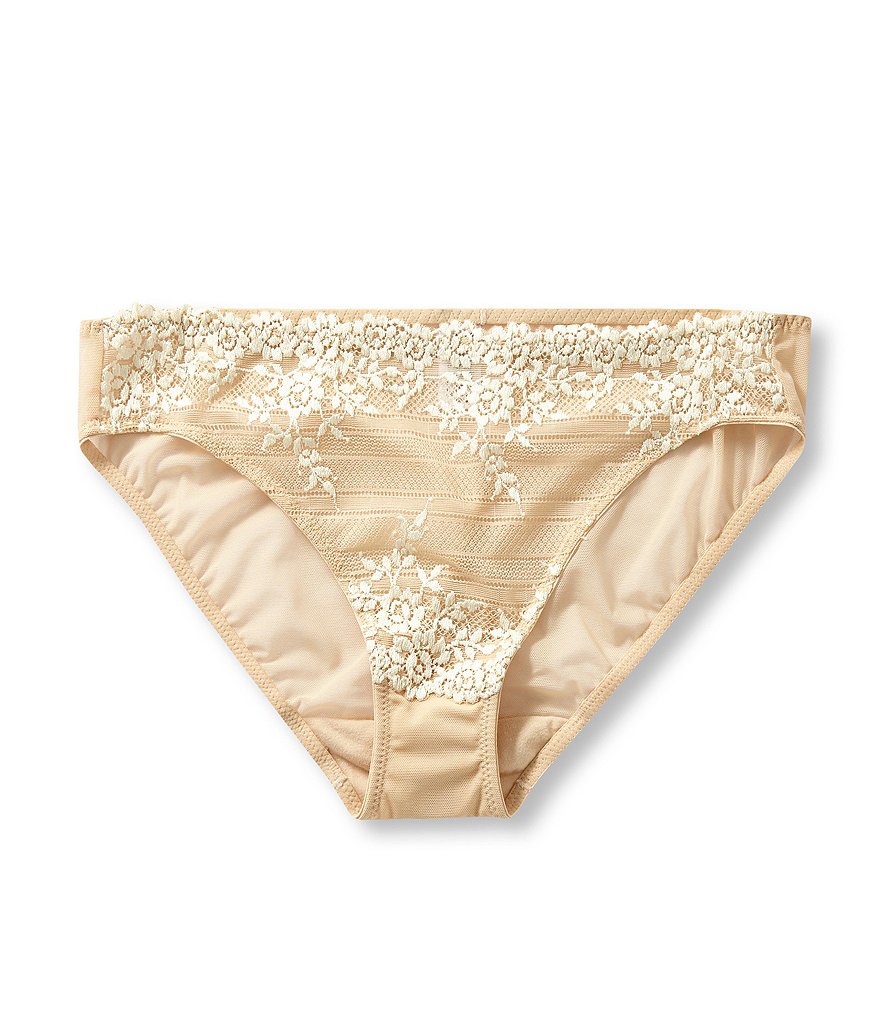 Wacoal Embrace Lace Bikini Panty