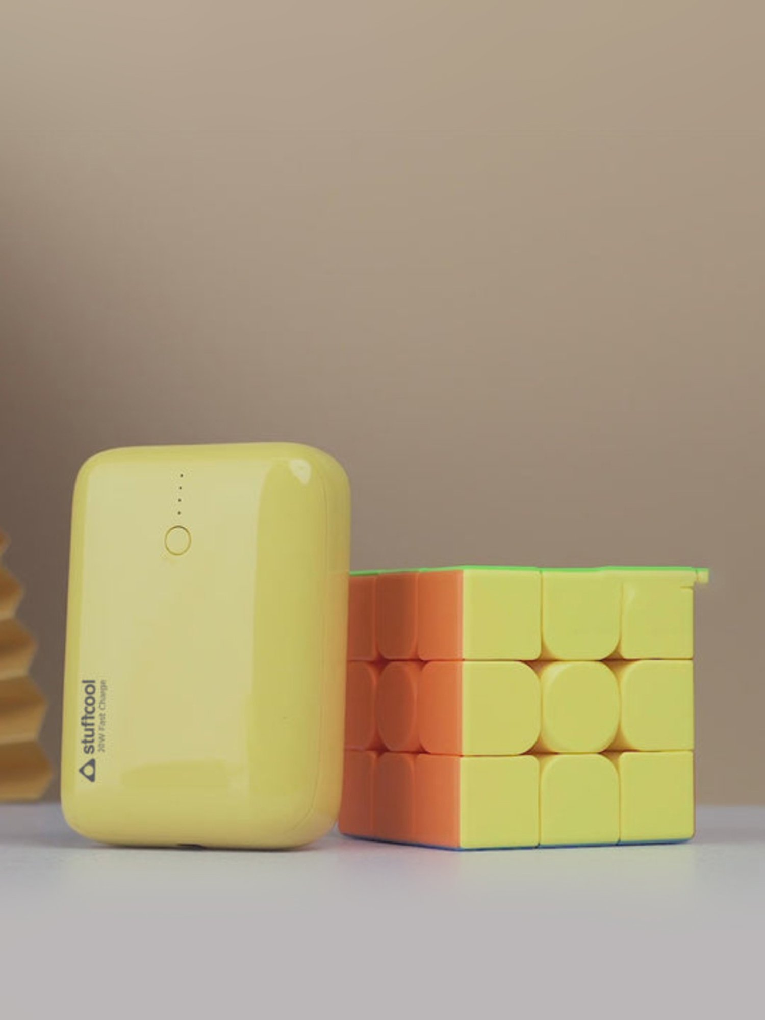 Stuffcool Palm Smallest 10000mAh PD20W Type C Powerbank (Yellow)