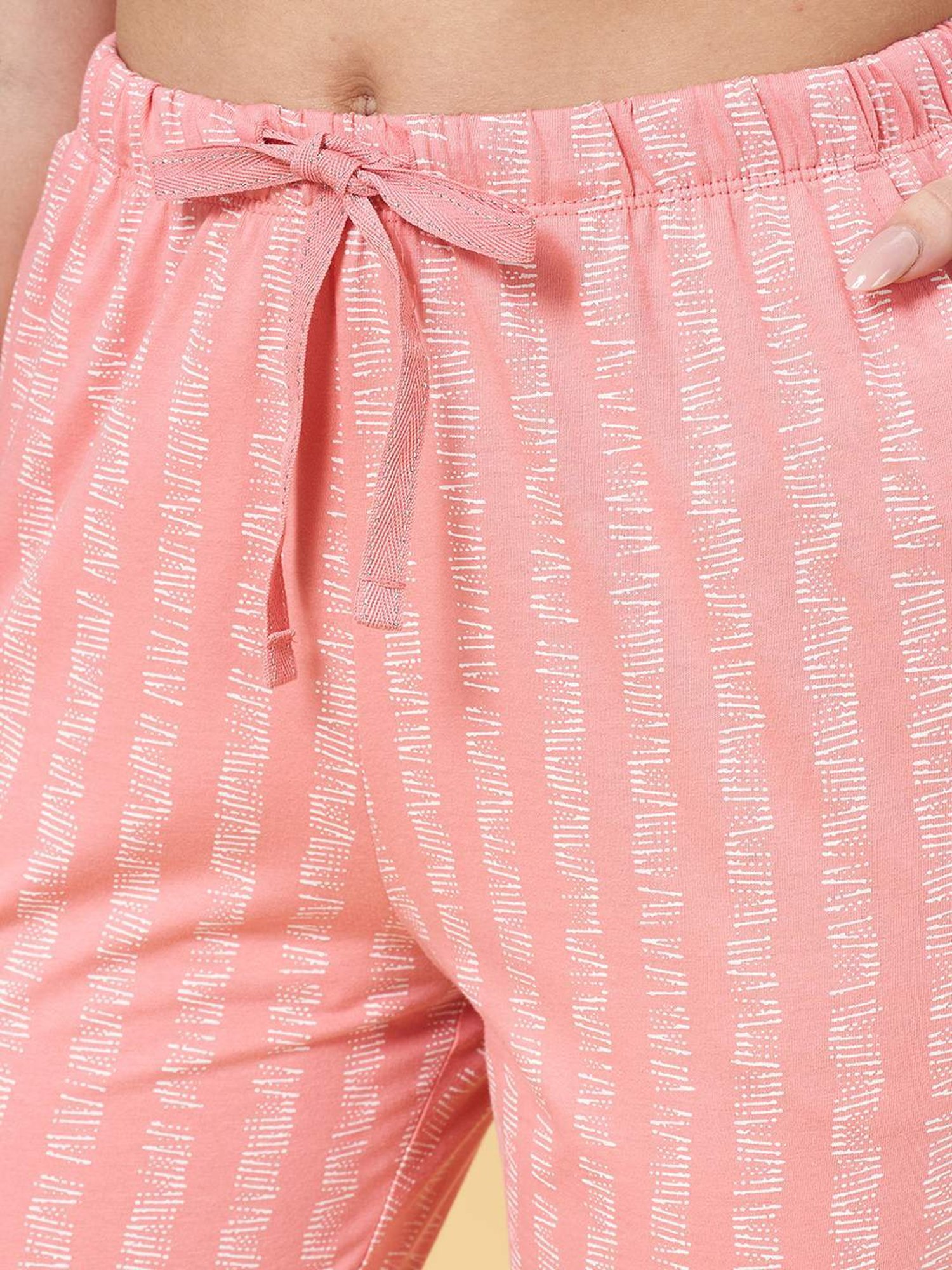 Dreamz by Pantaloons Pink Cotton Printed Pyjamas