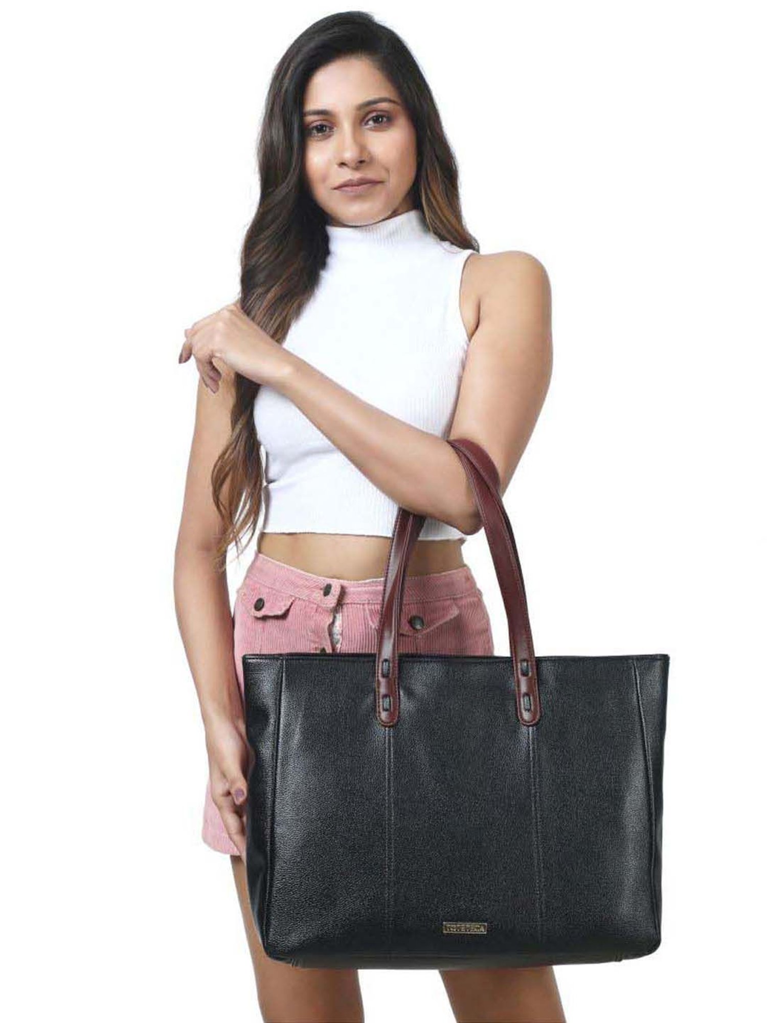 Toteteca Black Solid Medium Tote Handbag