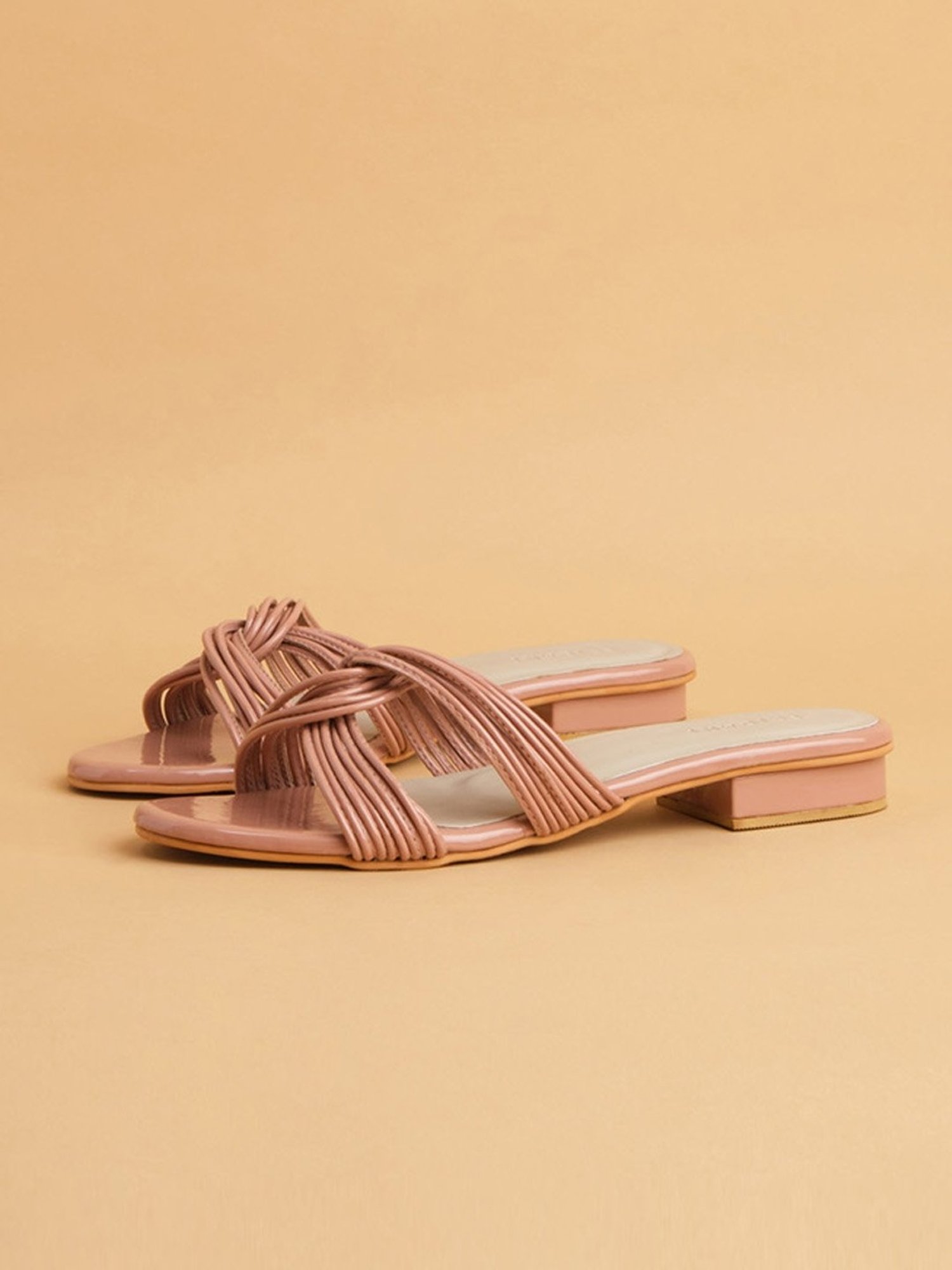 Eridani Women's Paige Pink Casual Sandals