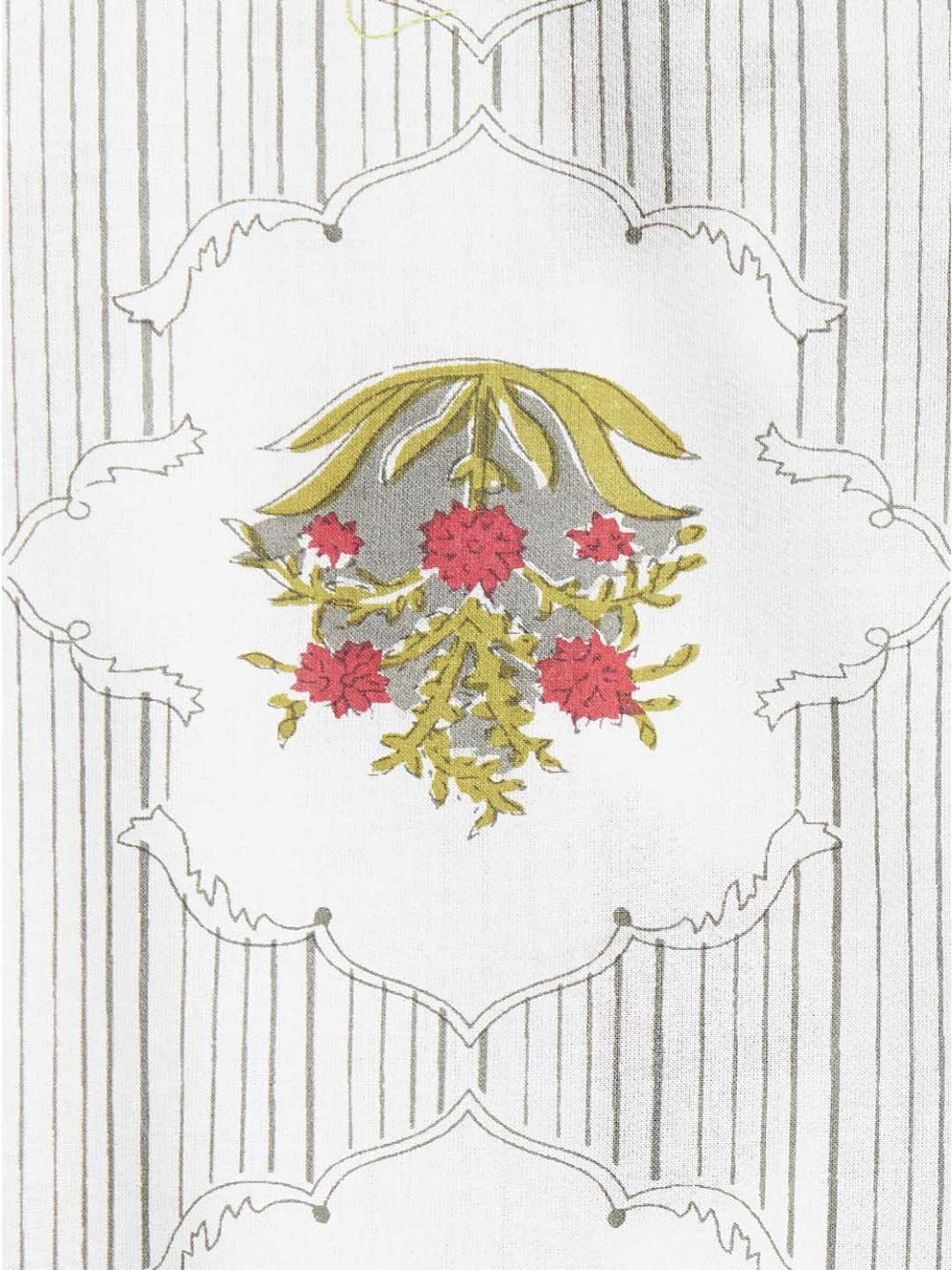 Rangmanch by Pantaloons White & Grey Cotton Floral Print Kurta Palazzo Set