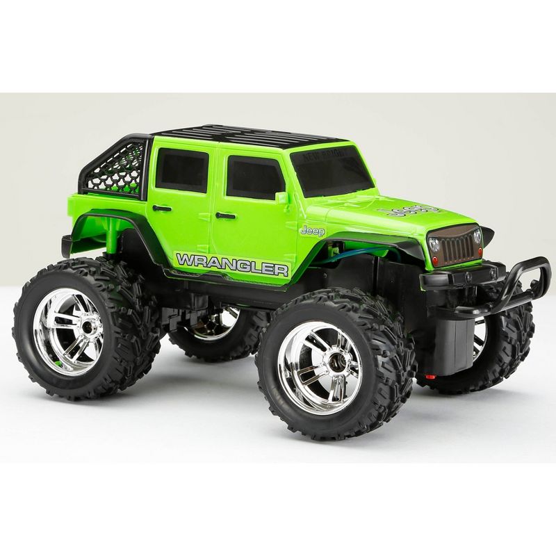 New Bright Remote Control RC FF Chargers Jeep Wrangler - Green - 1:18 Scale