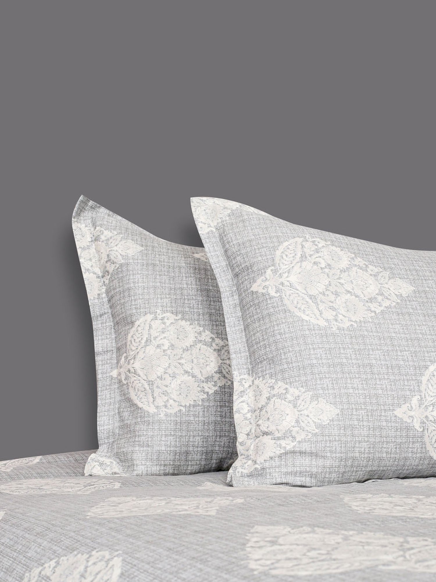 Swayam Ananda Grey & White Pure Cotton 200 TC Floral Design King Bedsheet Set