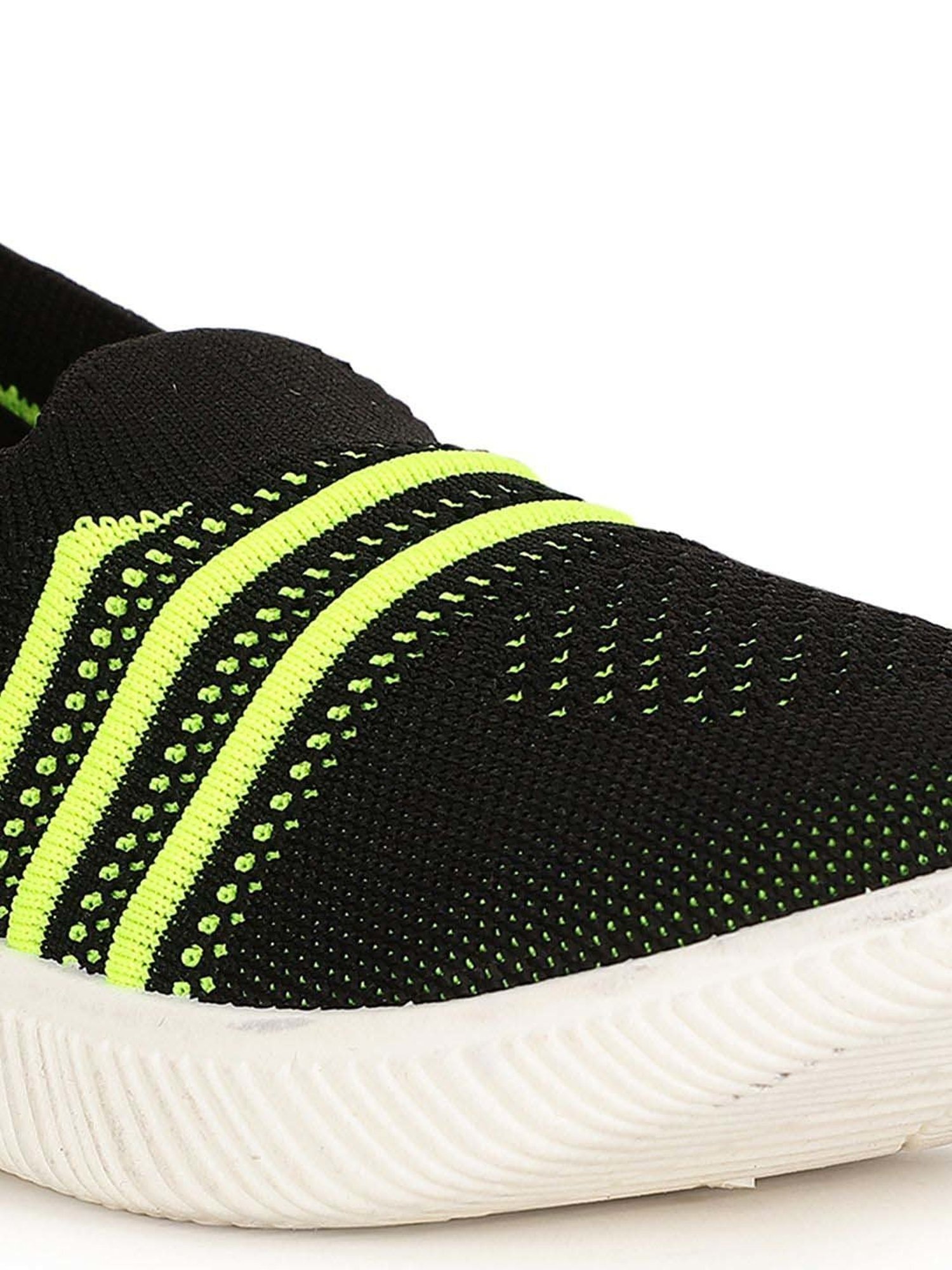 Fame Forever by Lifestyle Kids Beige & White Velcro Shoes