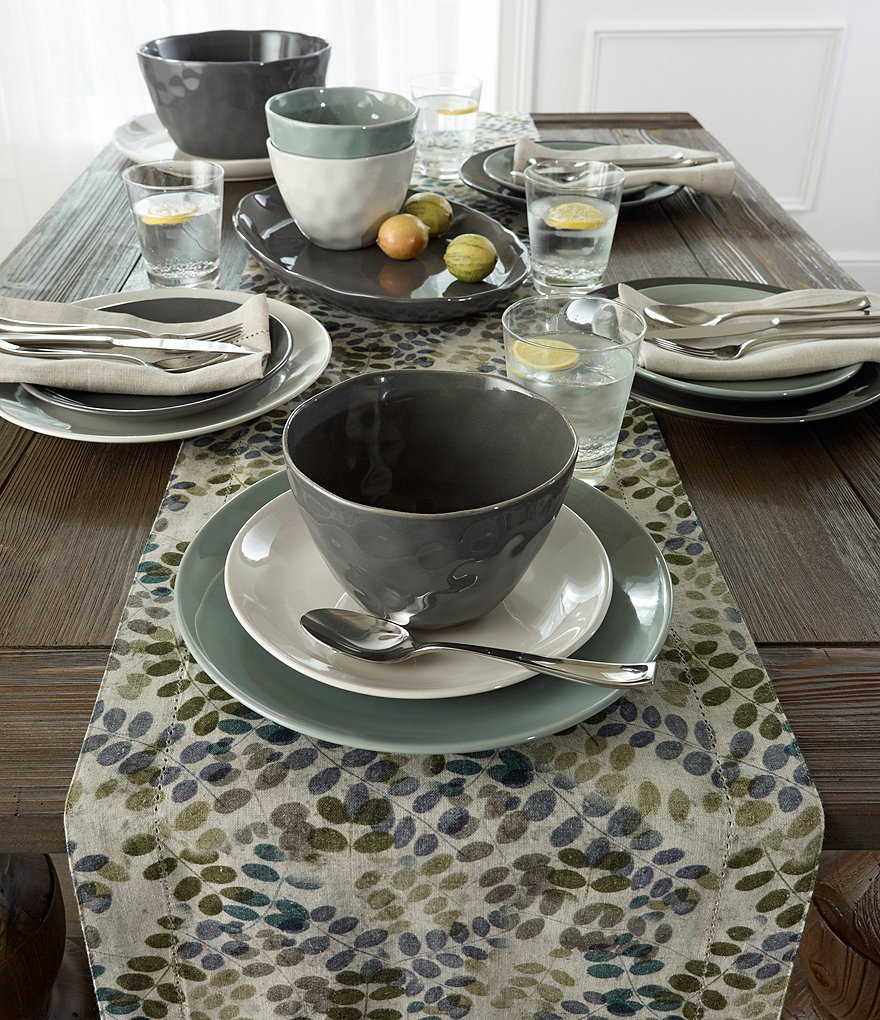 Oneida Moda 65-Piece Stainless Steel Flatware Set