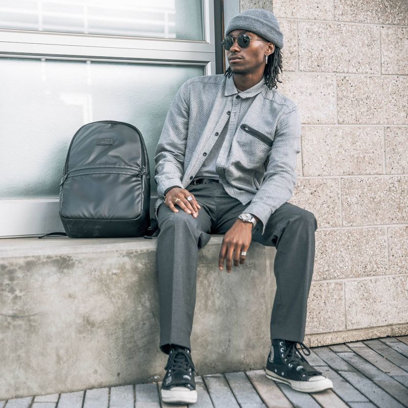 Hex 17'' Logic Backpack - Black Ripstop