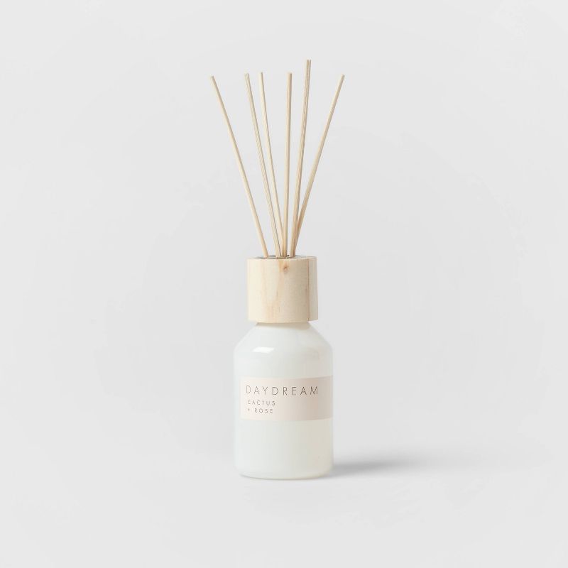 73.9ml Glass Wellness Reed Oil Diffuser with Wooden Cap Daydream Candle - Project 62™