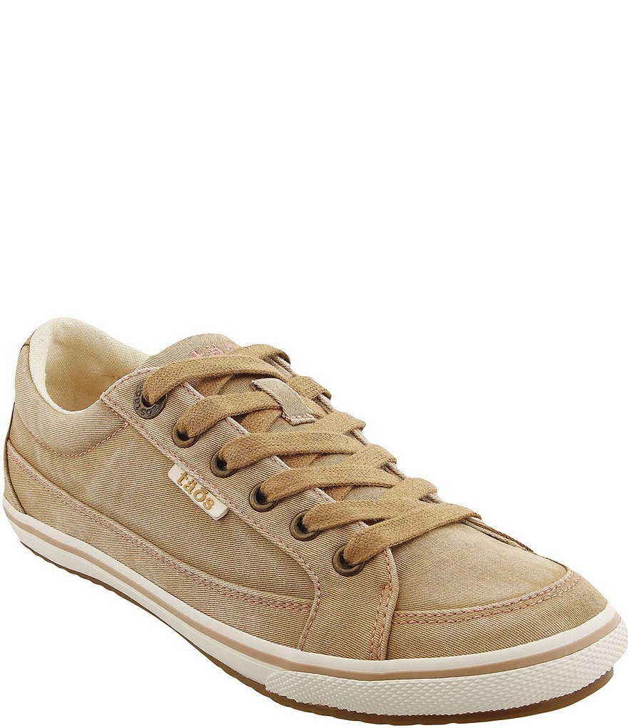 Trotters Kiera Suede Kitten Heel Pumps