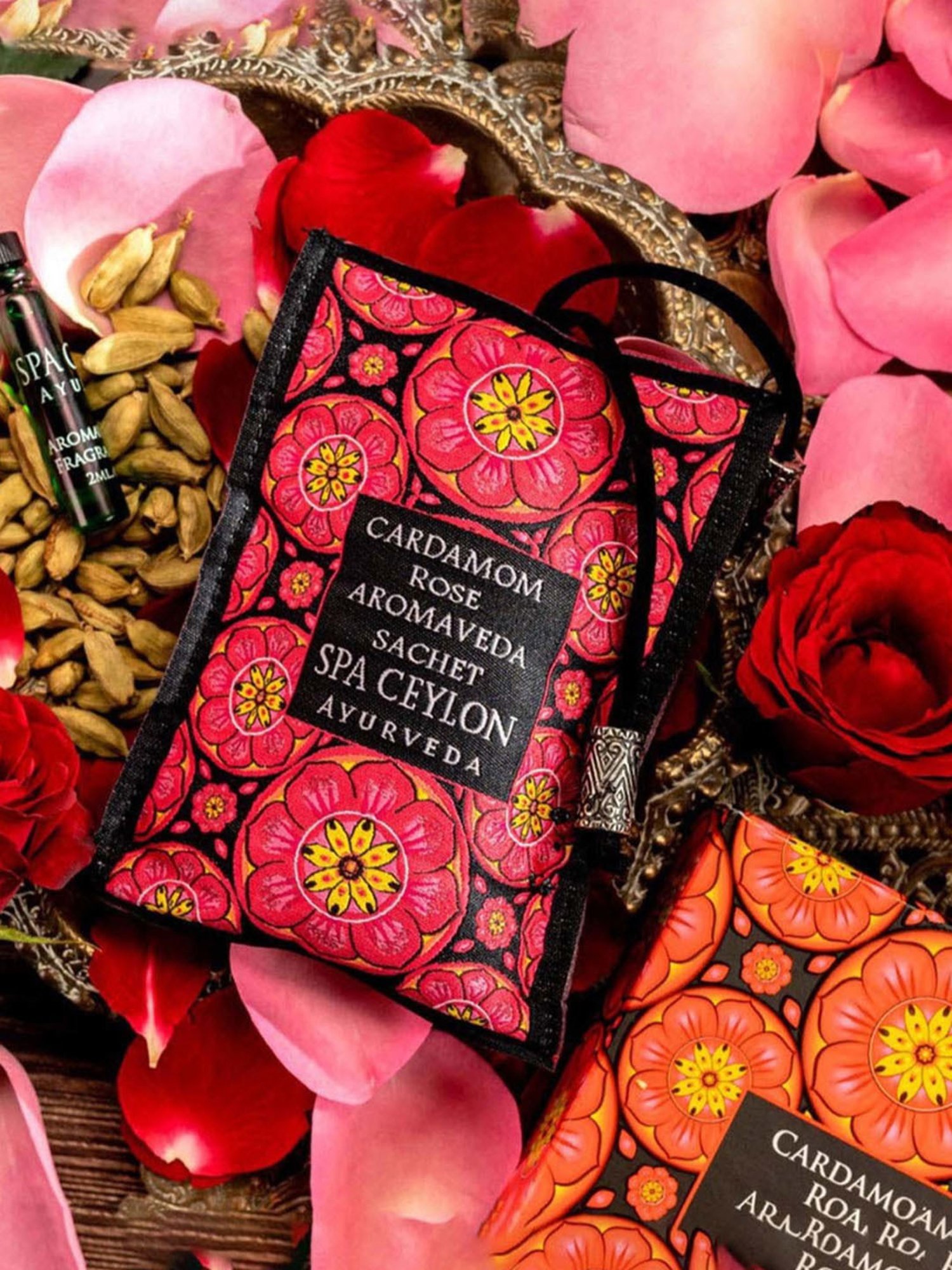 Spa Ceylon Cardamom Rose Aromaved Sachet - 45 gm