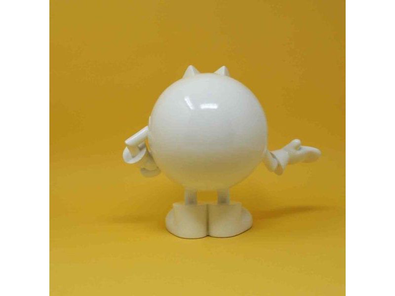 Neamedia Pac-Man Mini Icons 7.9 Inch Collectible Resin Statue | White